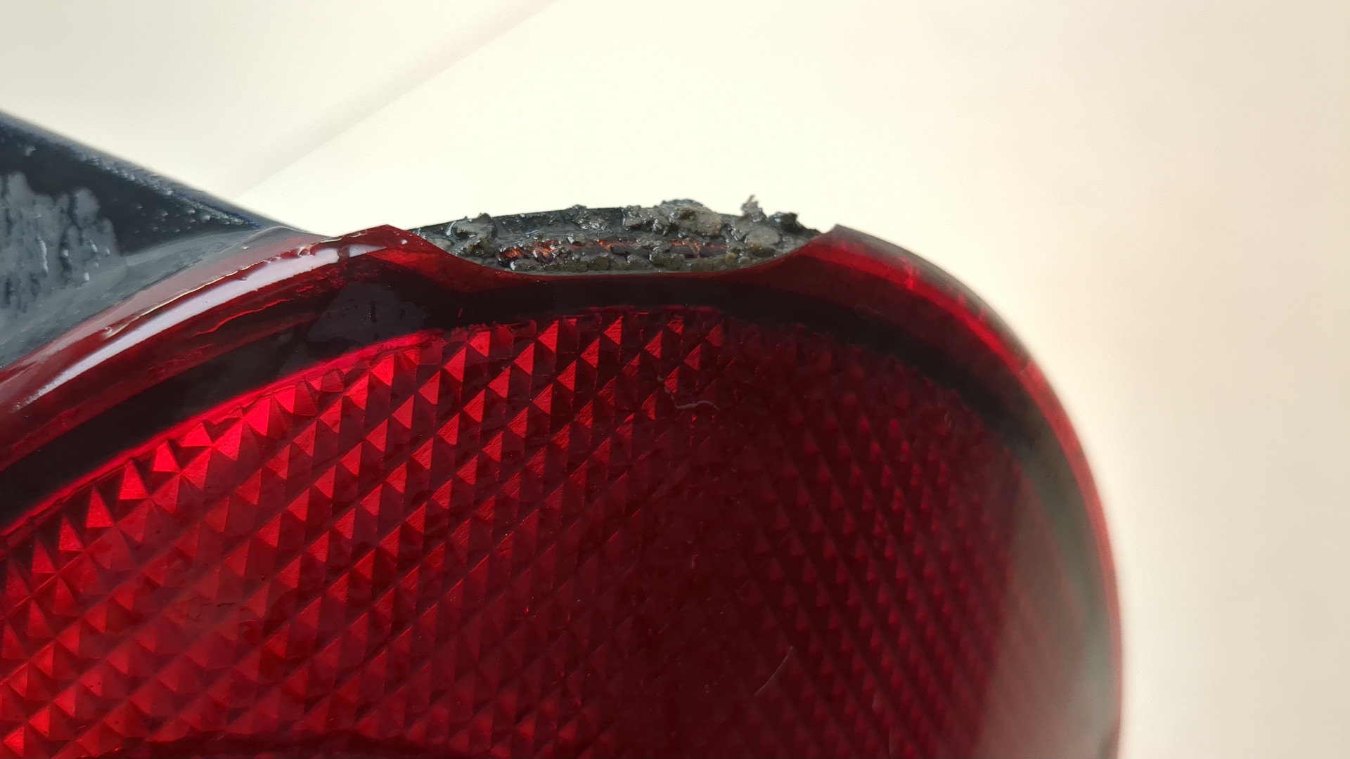 Фонарь задний правый