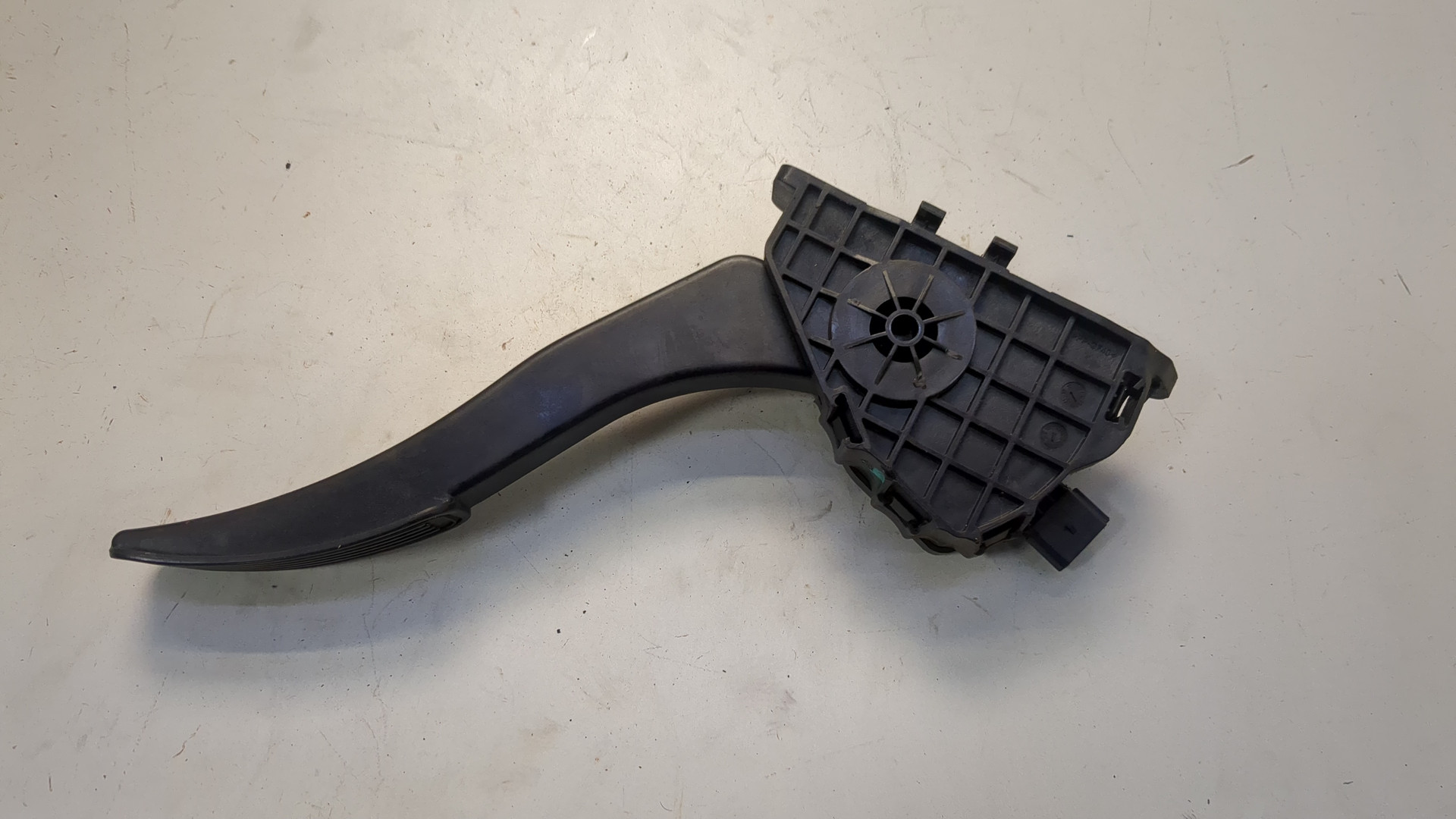 Педаль газа