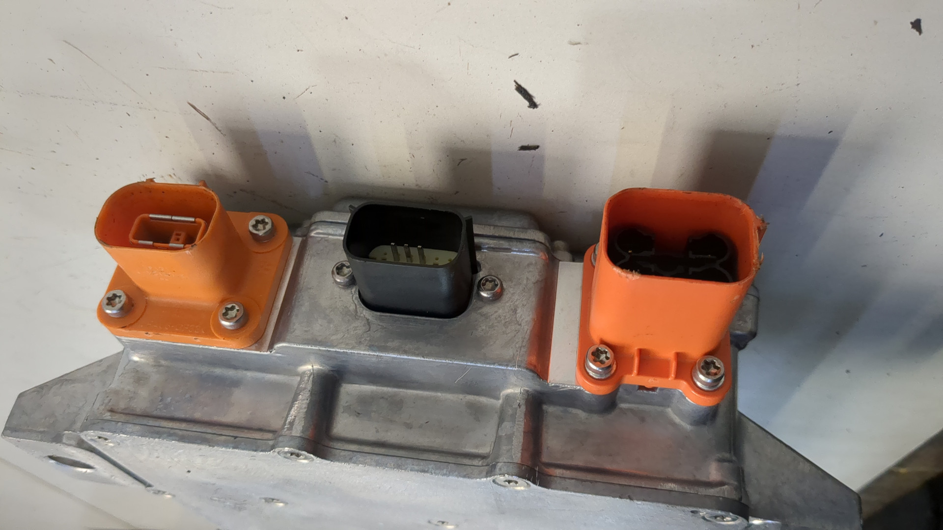 Преобразователь напряжения (адаптер)