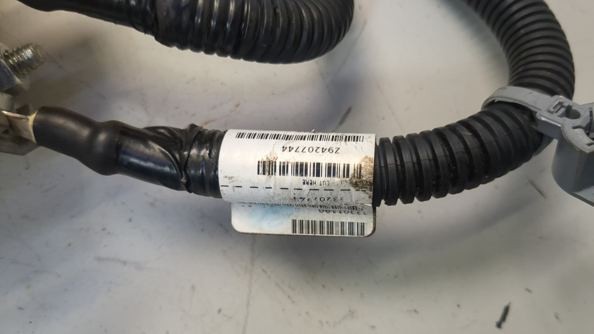 Преобразователь напряжения (адаптер)