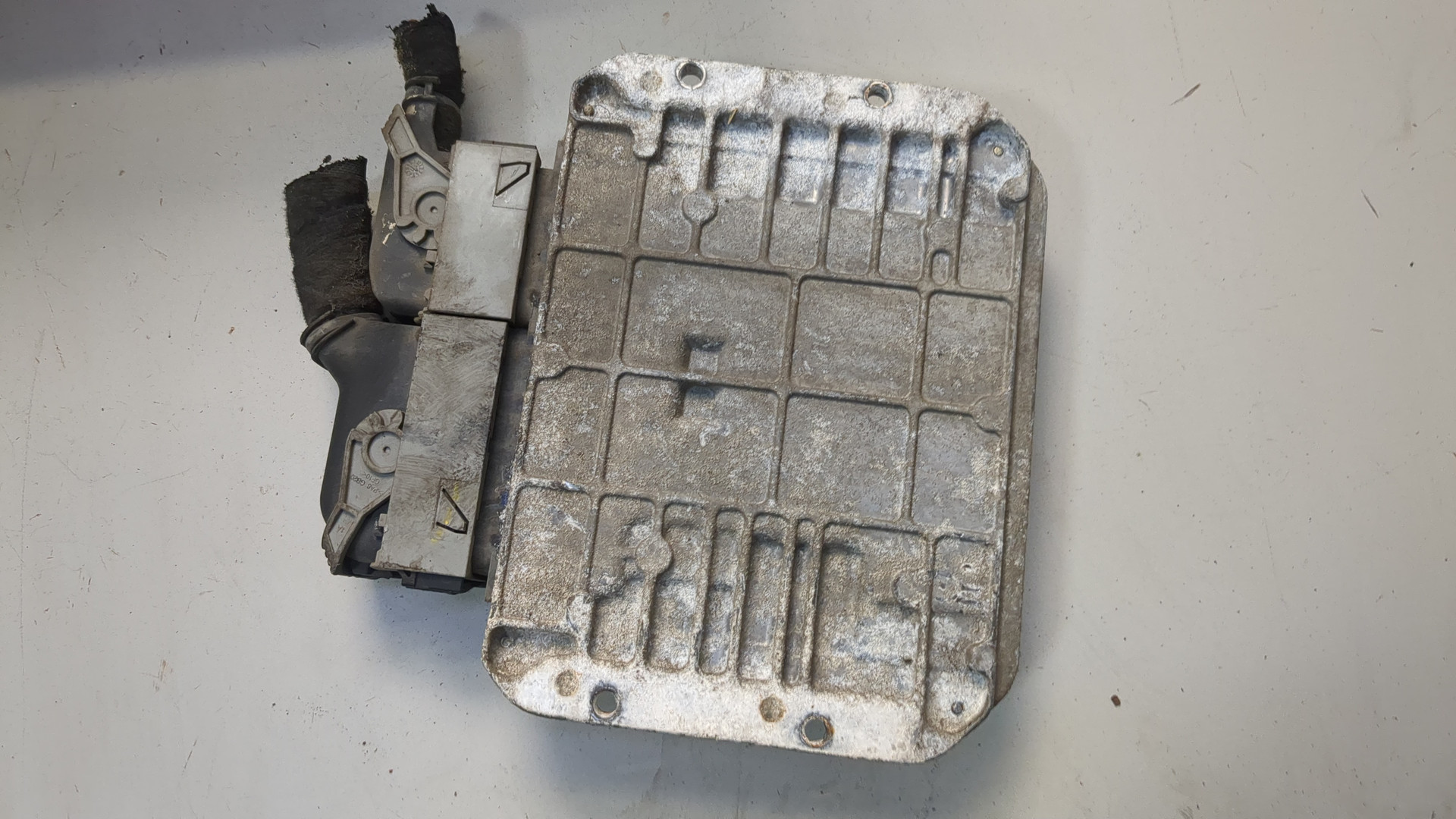 Блок управления двигателем