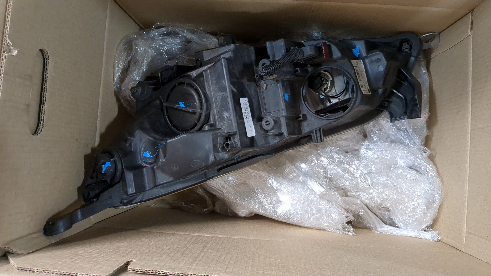 Фара правая