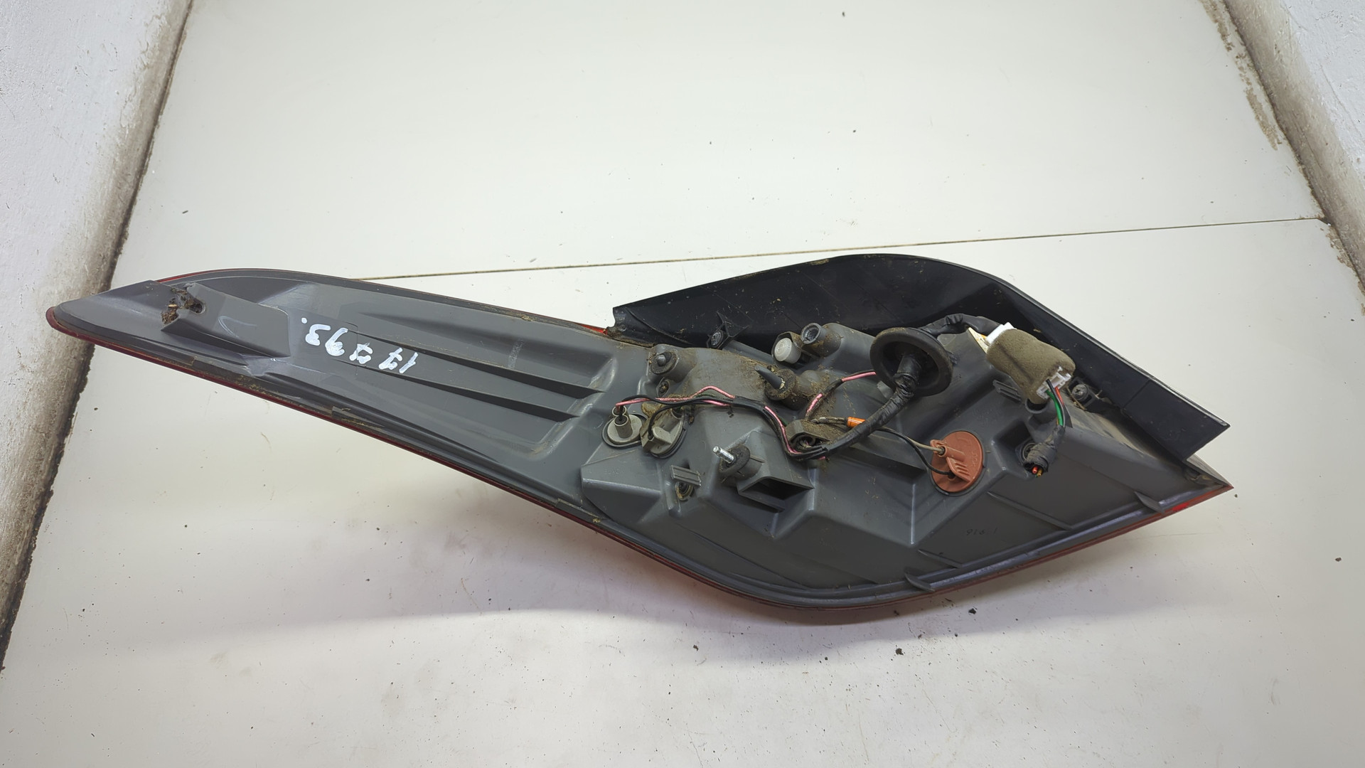 Фонарь задний правый