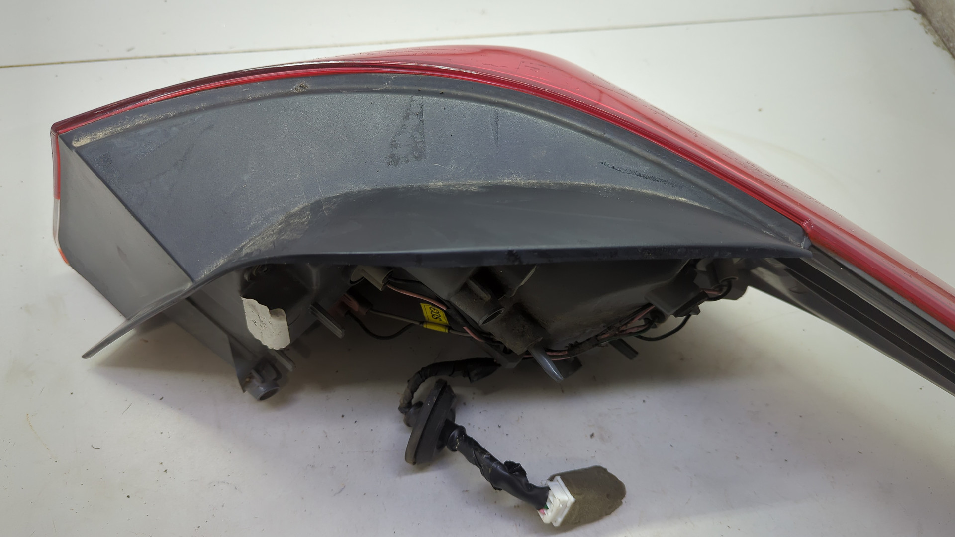 Фонарь задний левый