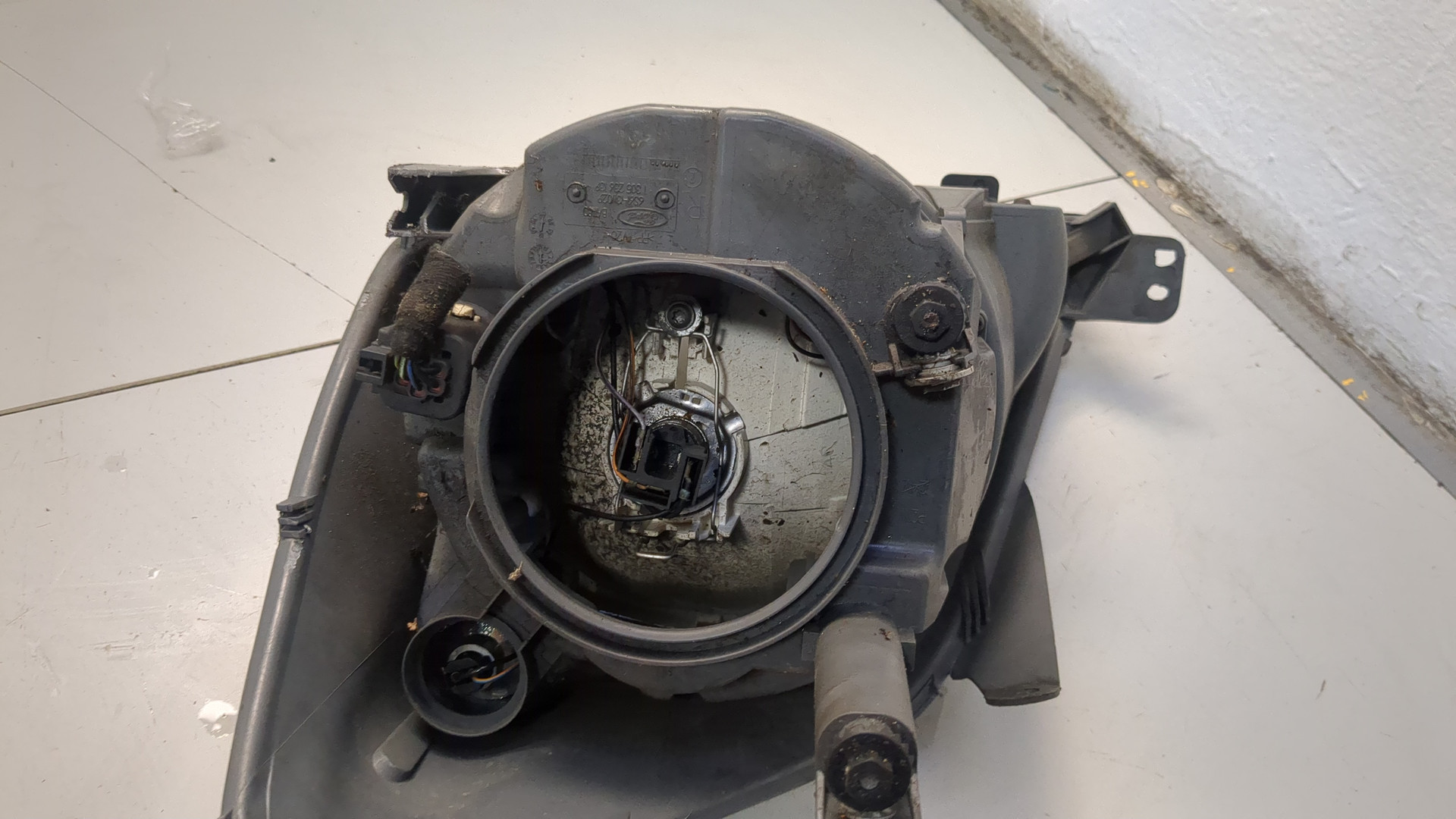 Фара правая