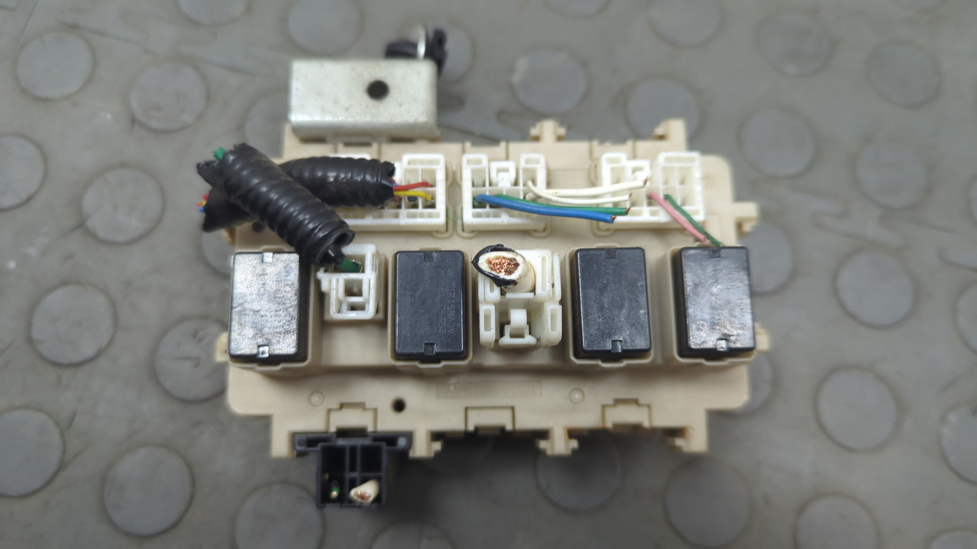 Блок предохранителей