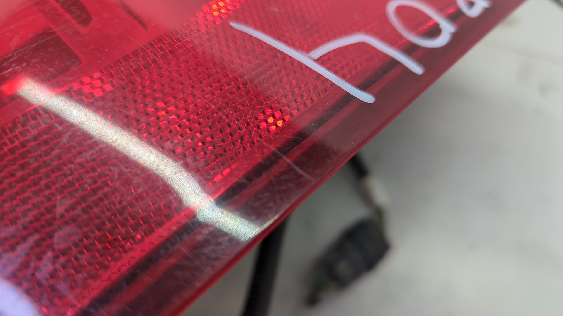 Фонарь задний правый