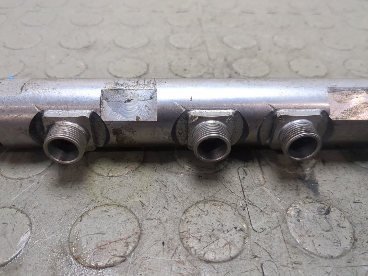 Рейка топливная (рампа)