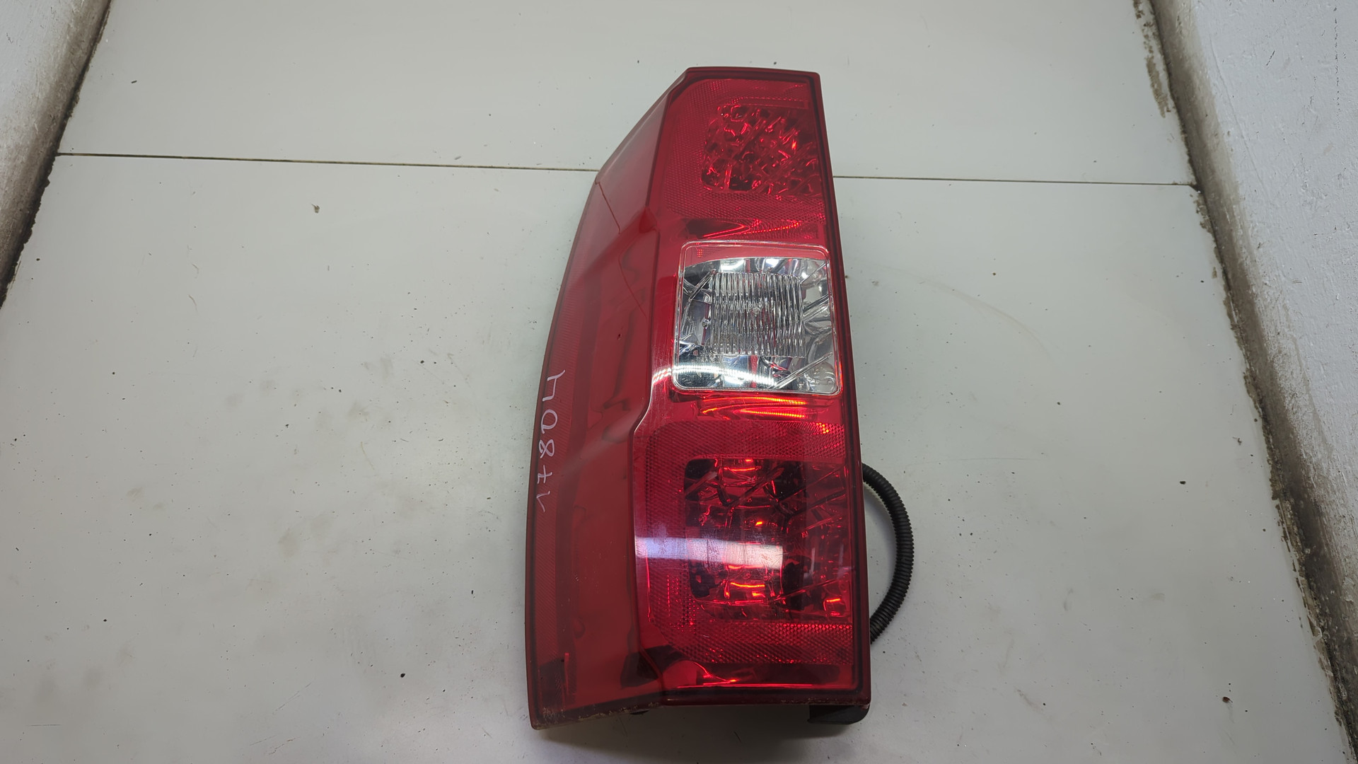 Фонарь задний левый