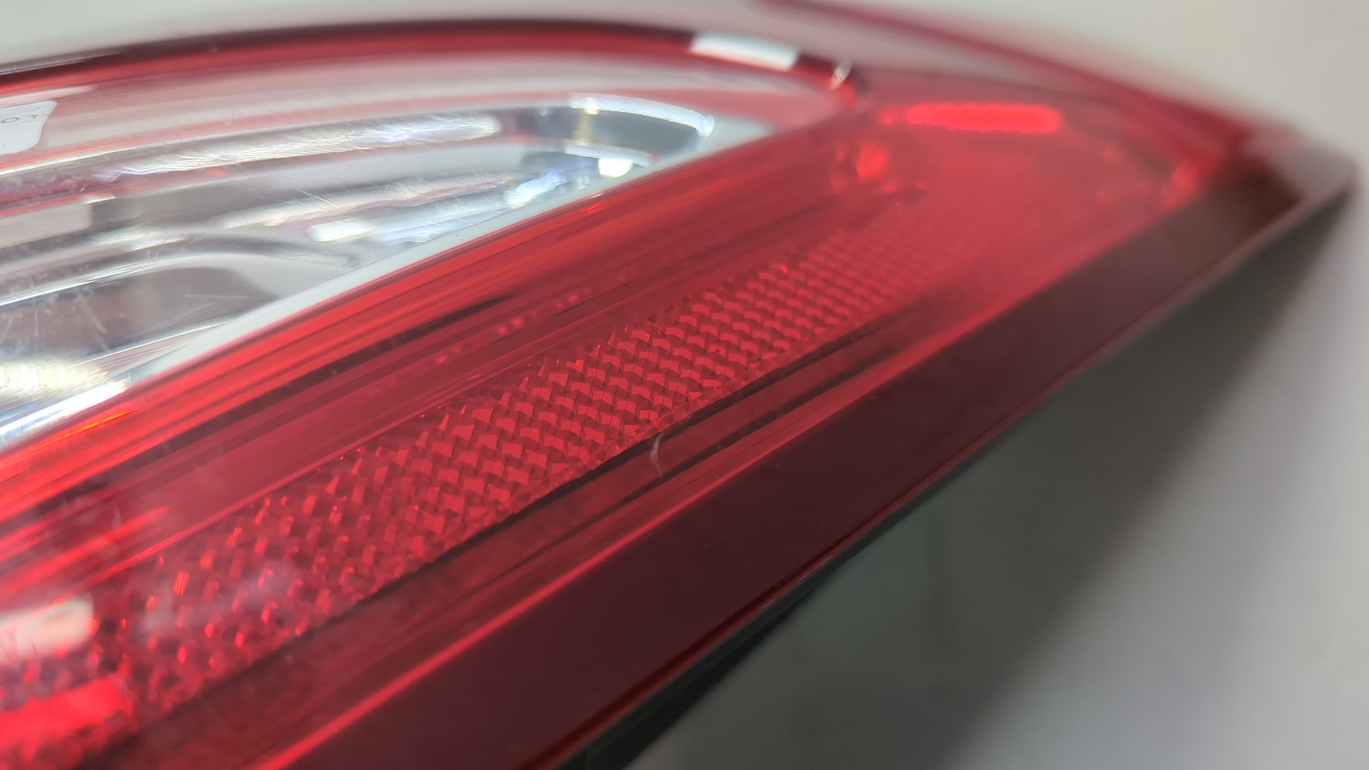 Фонарь задний левый