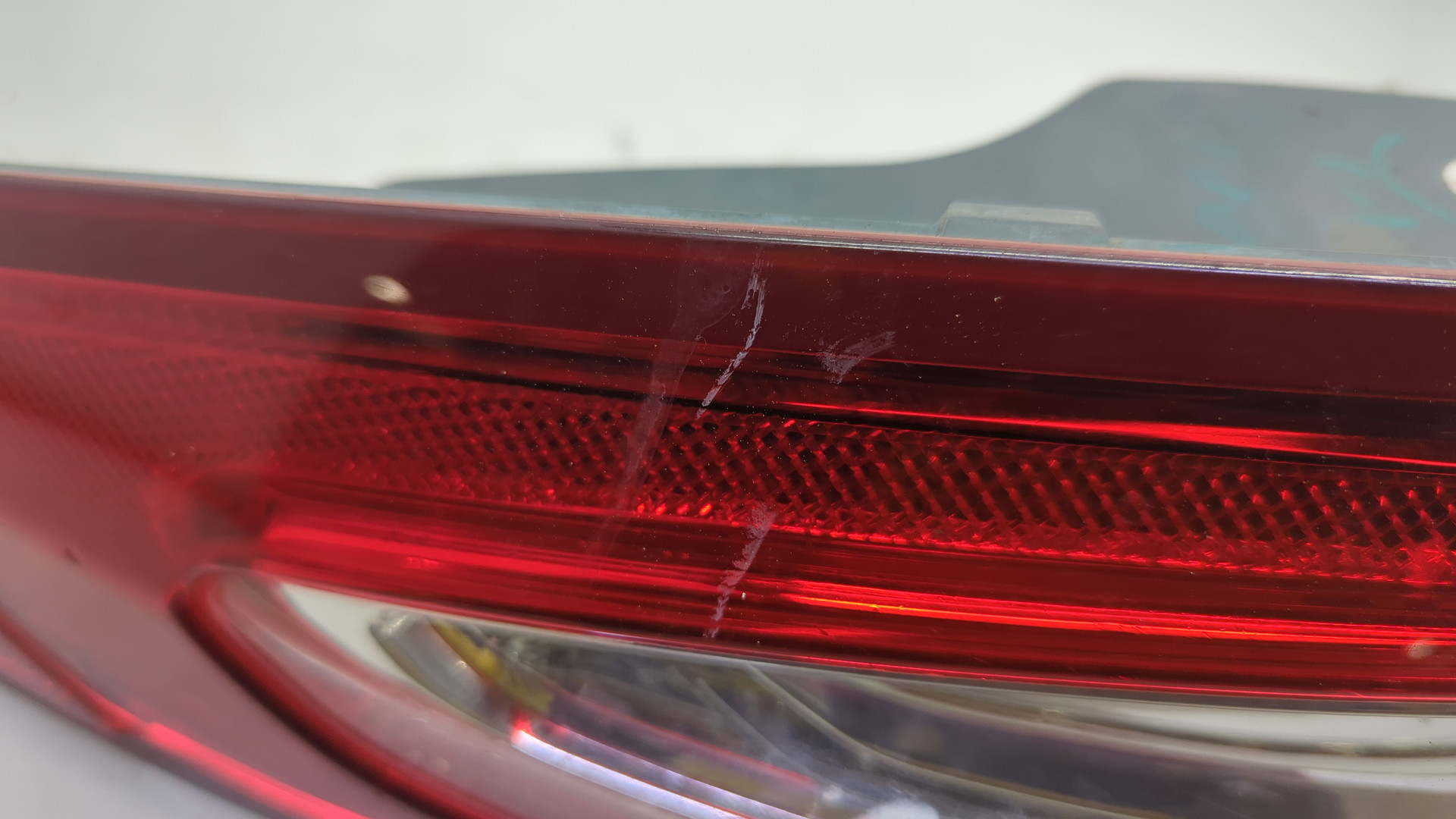 Фонарь задний левый