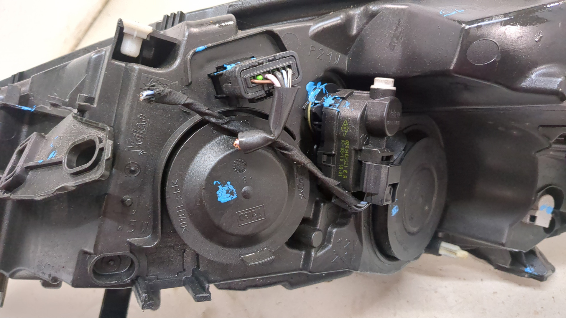 Фара правая