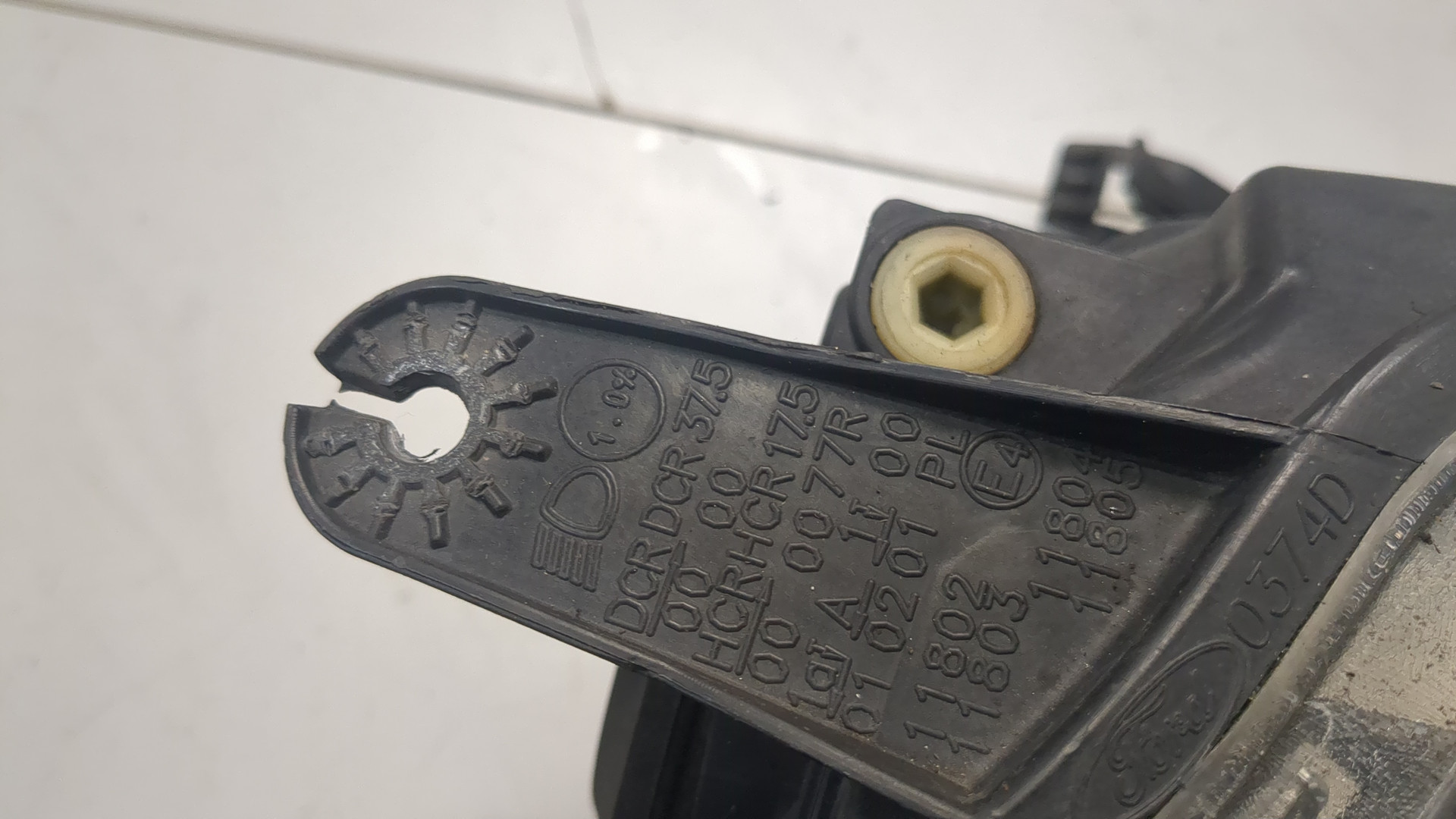 Фара правая