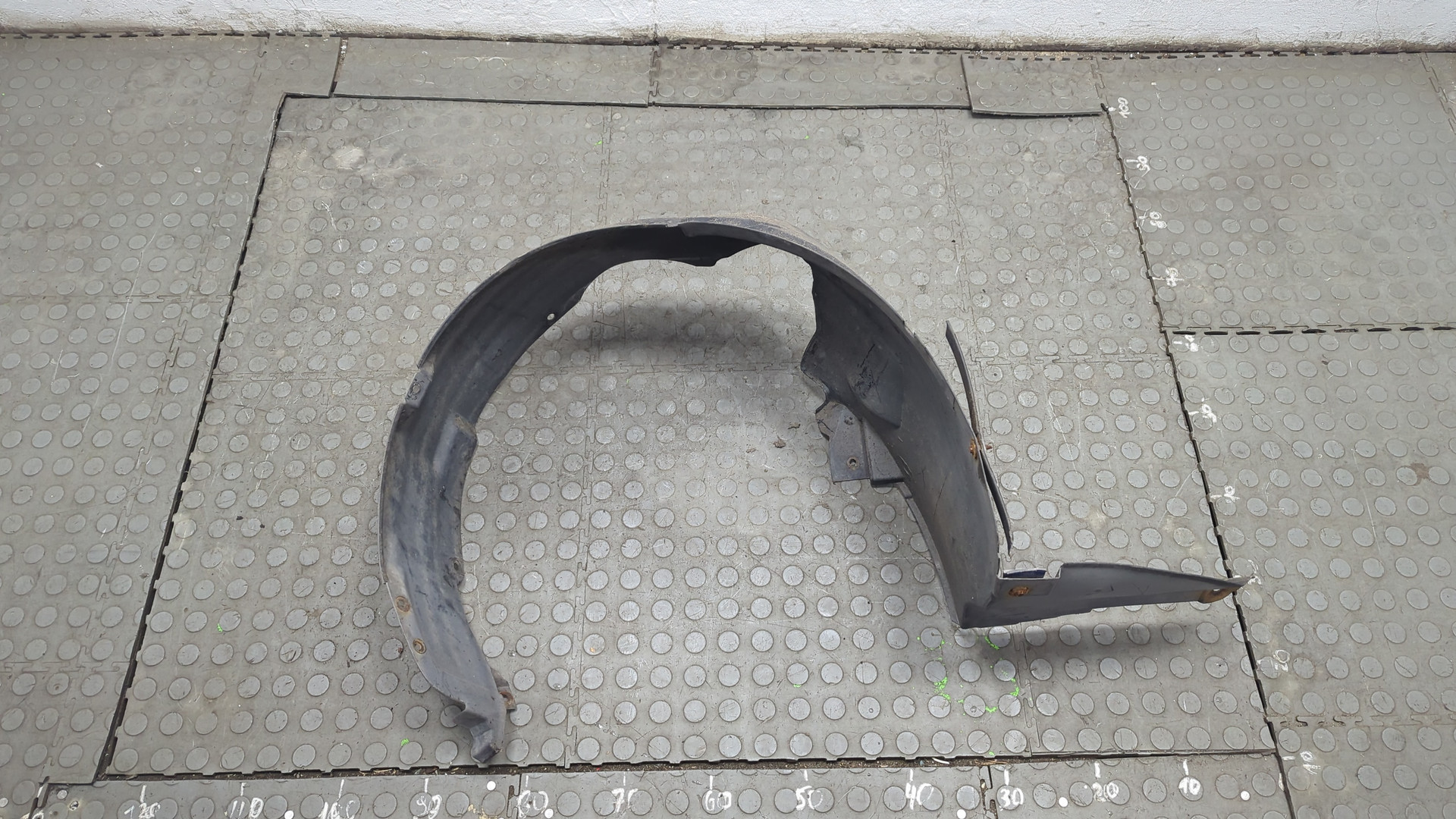 Локер передний правый