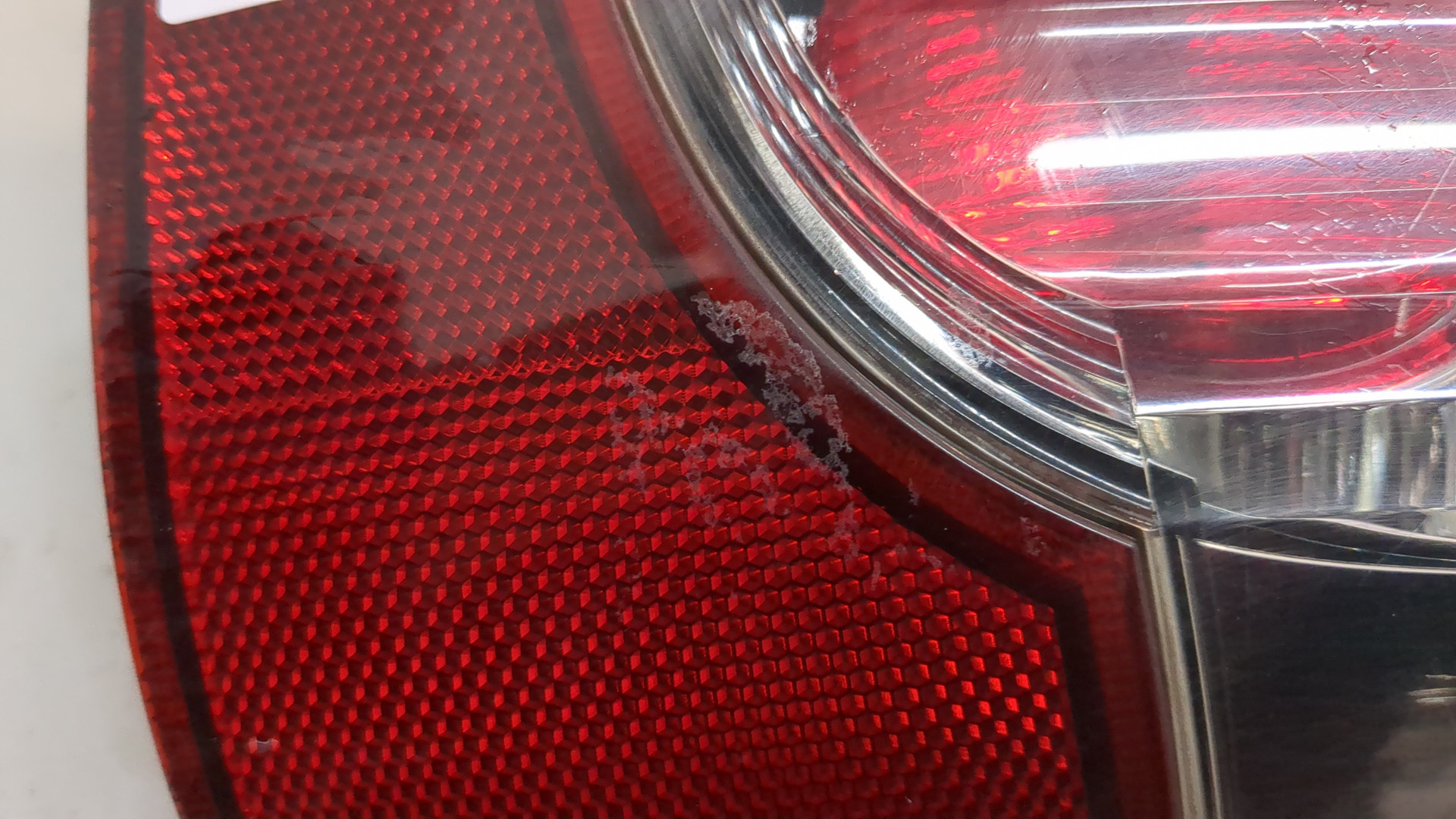 Фонарь задний правый