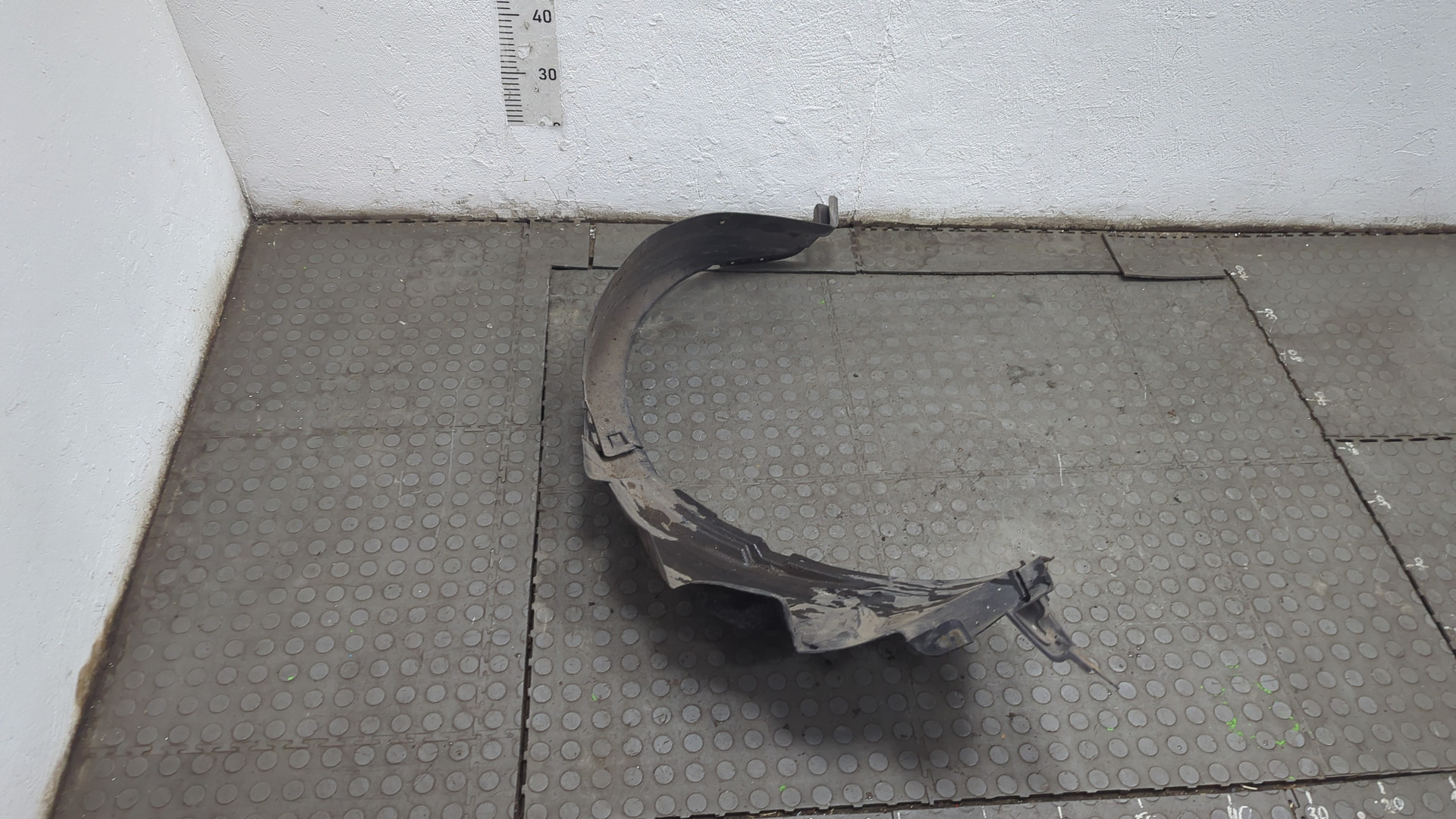 Локер передний правый