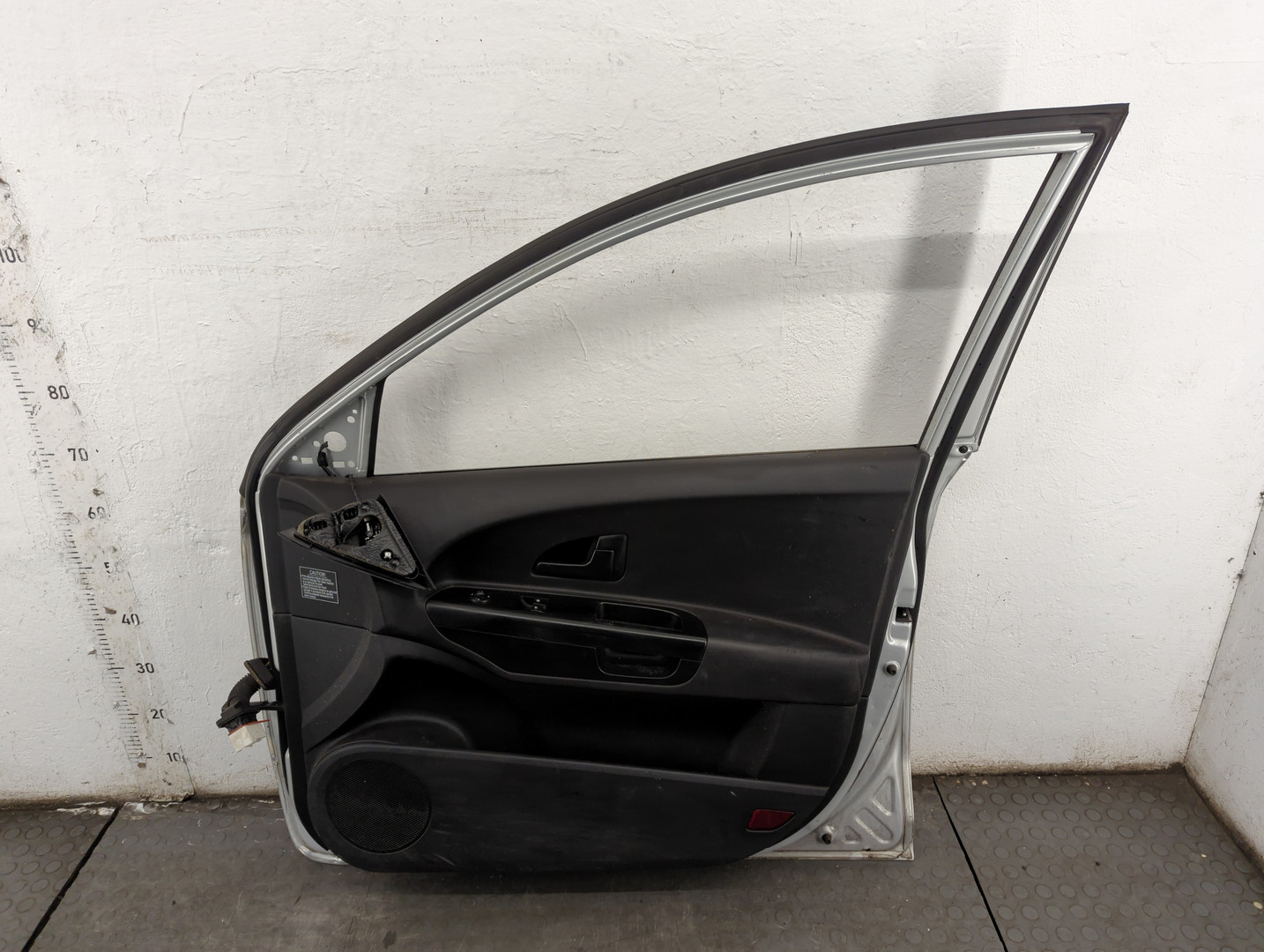 Дверь передняя правая