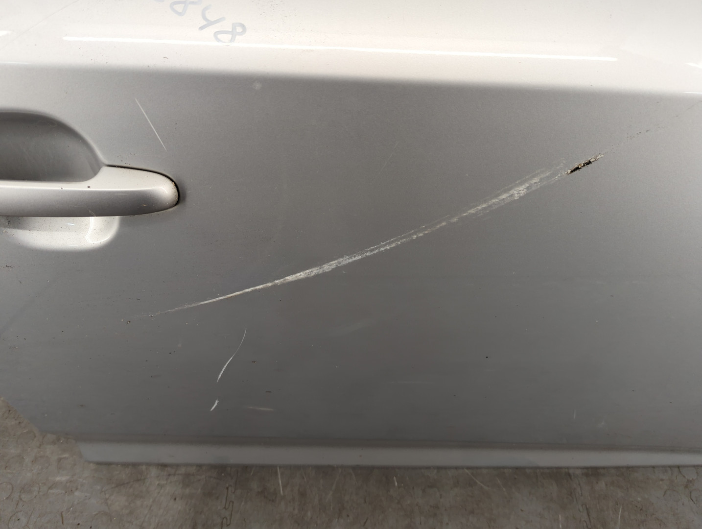 Дверь передняя правая