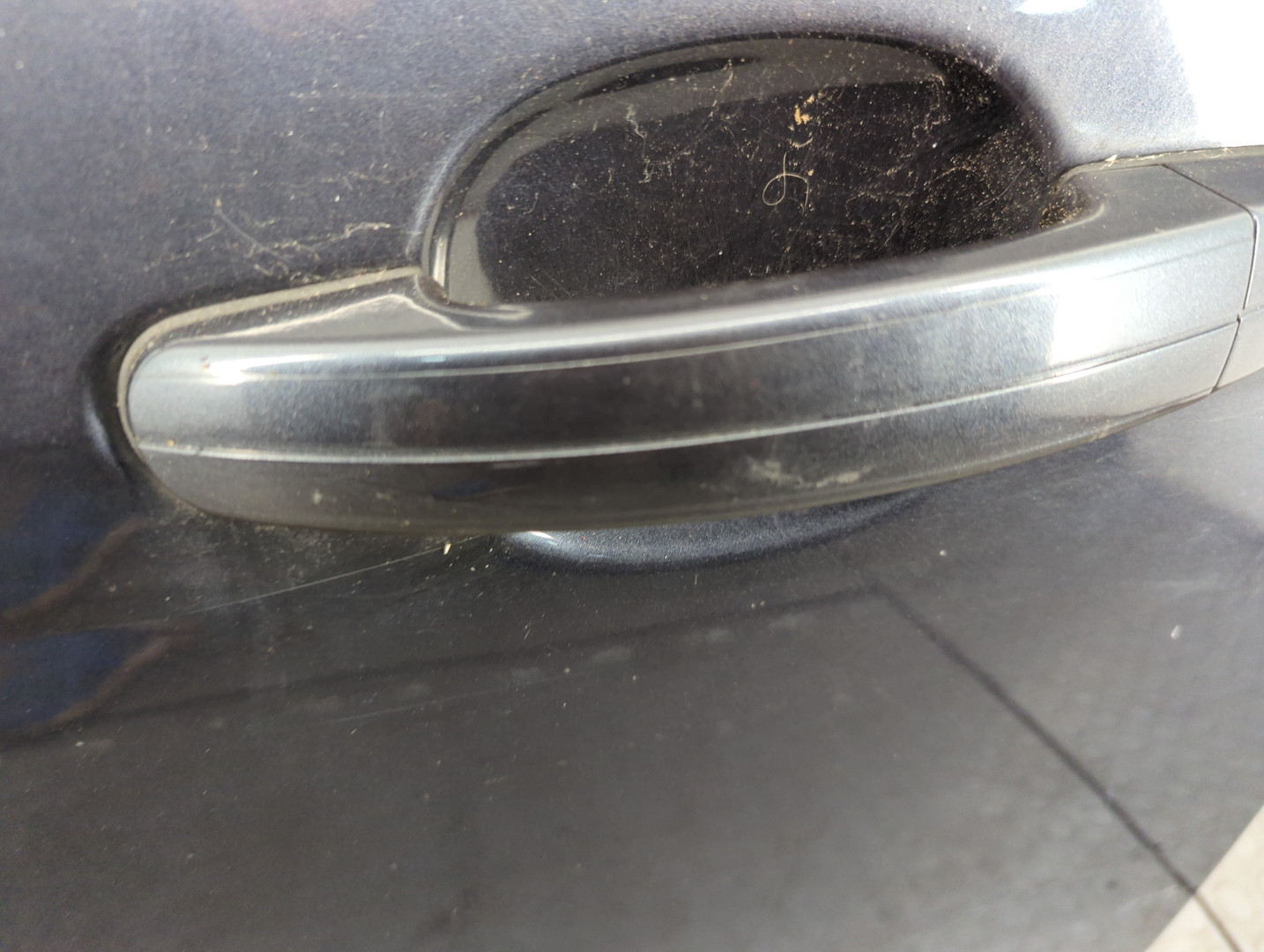 Дверь передняя левая