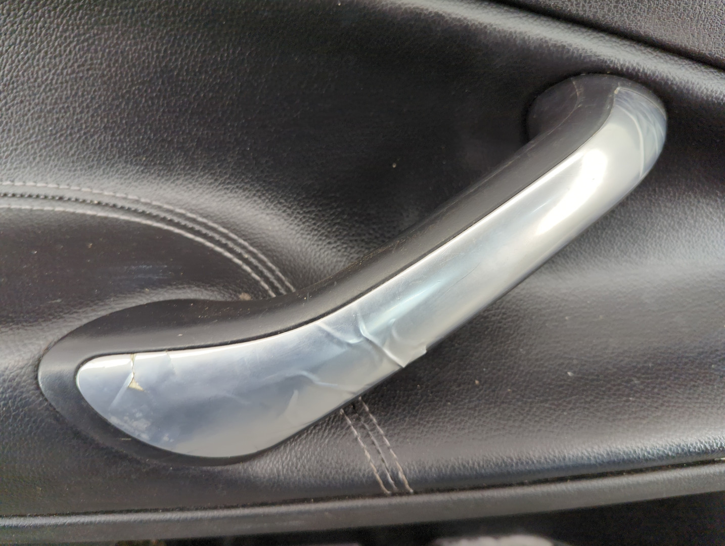 Дверь передняя левая