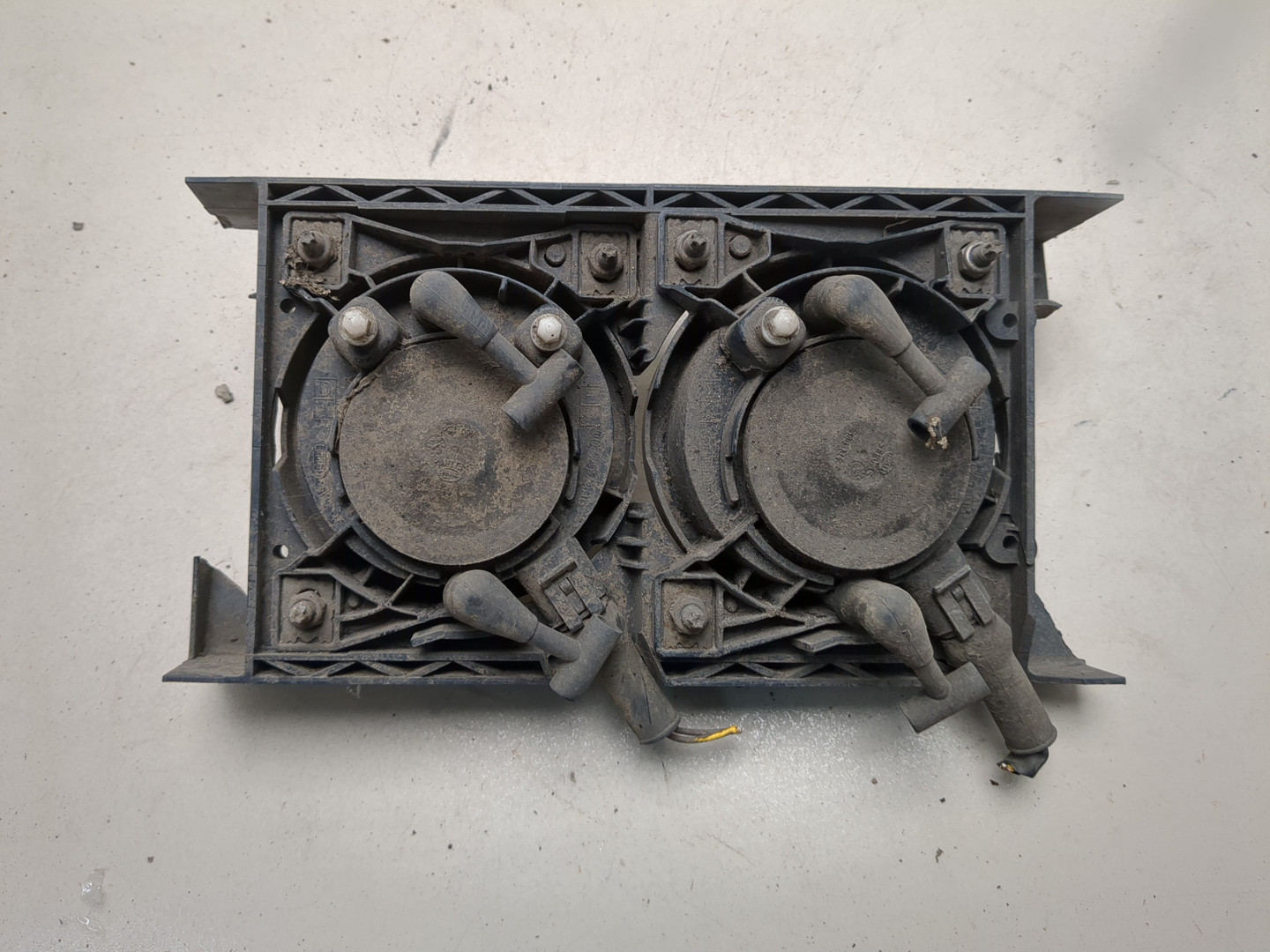 Фара противотуманная правая