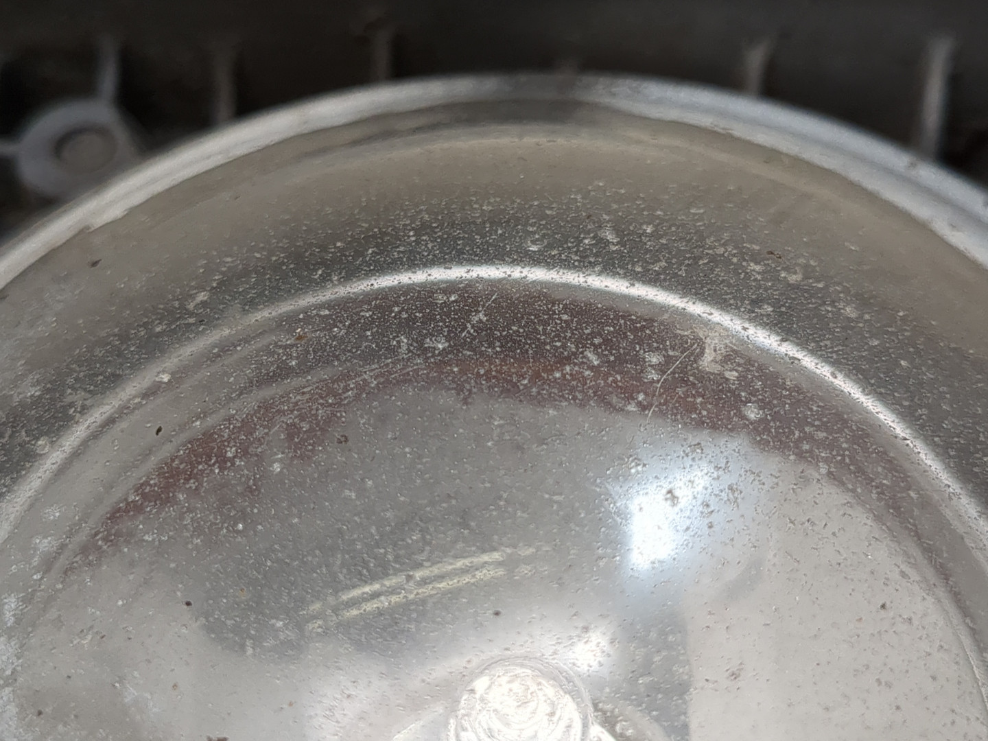 Фара противотуманная левая