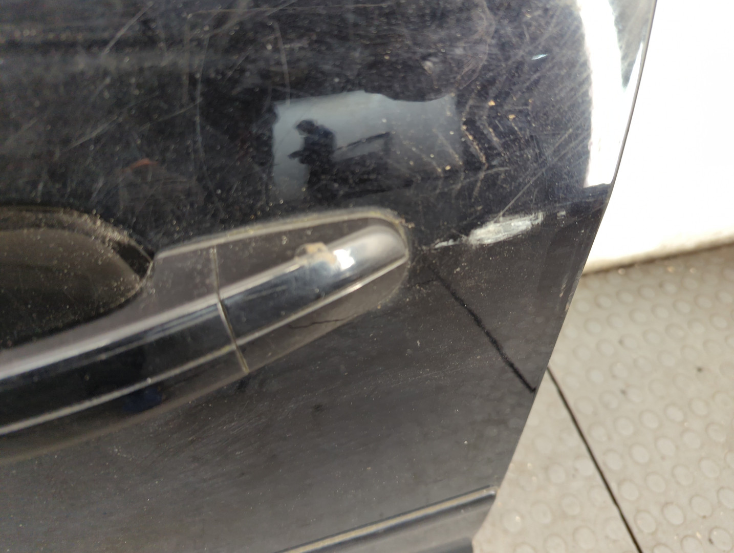 Дверь передняя левая