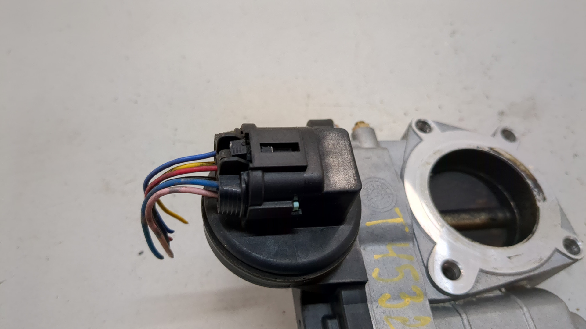 Заслонка дроссельная электрическая