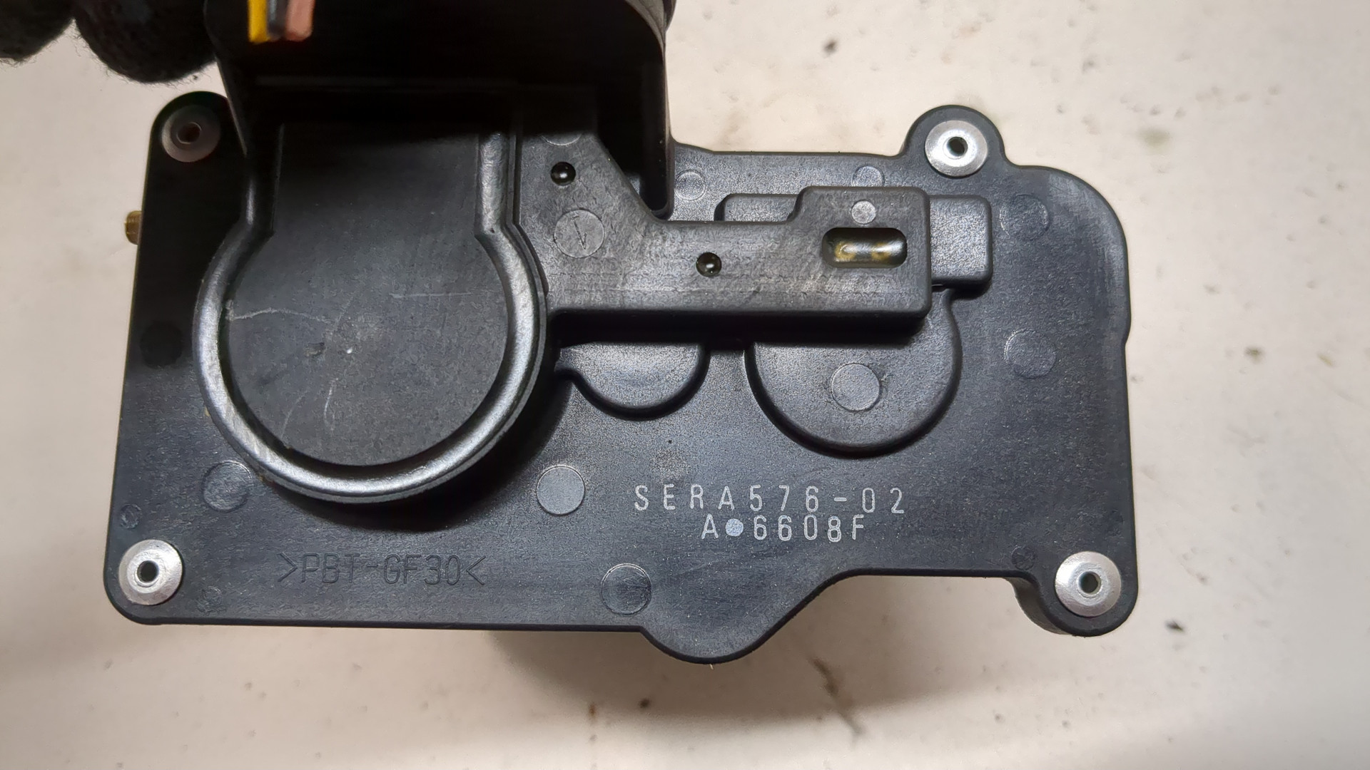 Заслонка дроссельная электрическая