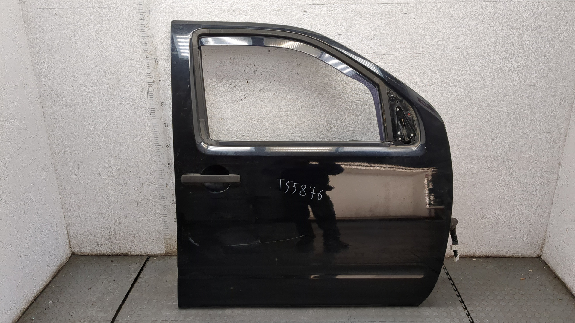 Дверь передняя правая