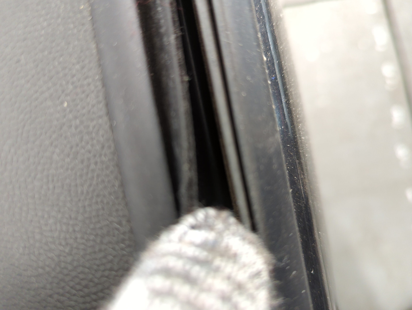 Дверь передняя левая