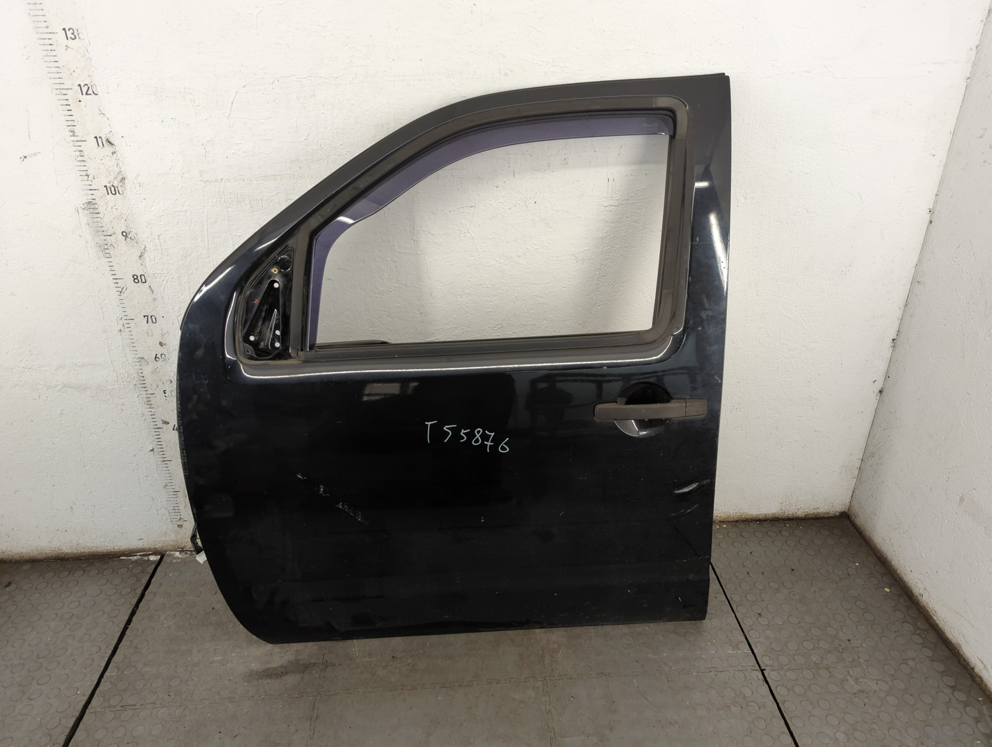 Дверь передняя левая