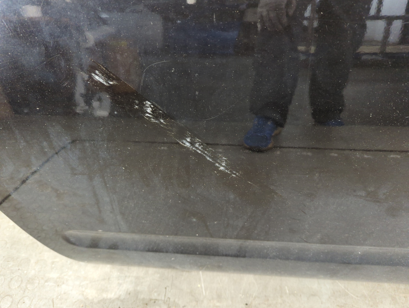 Дверь передняя левая