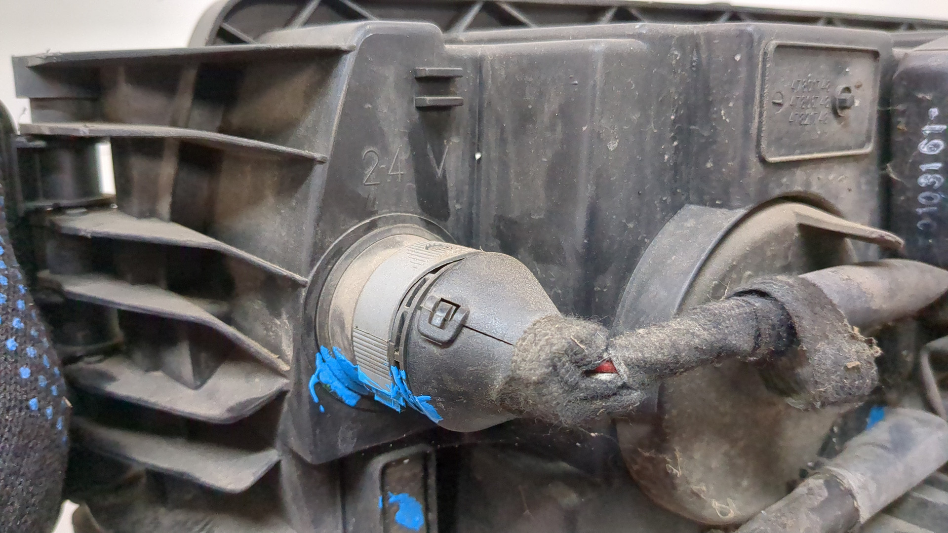 Фара правая