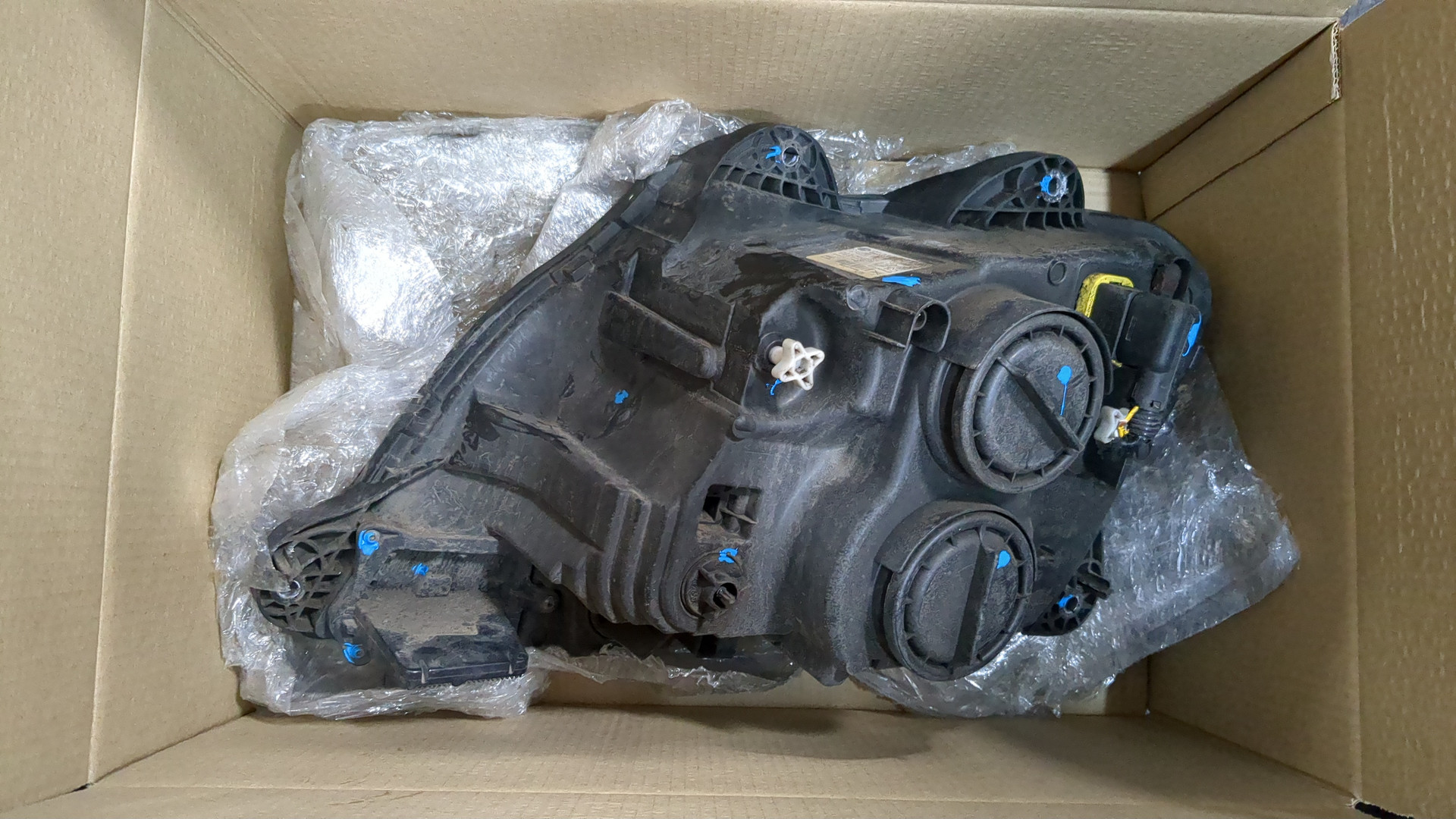 Фара правая