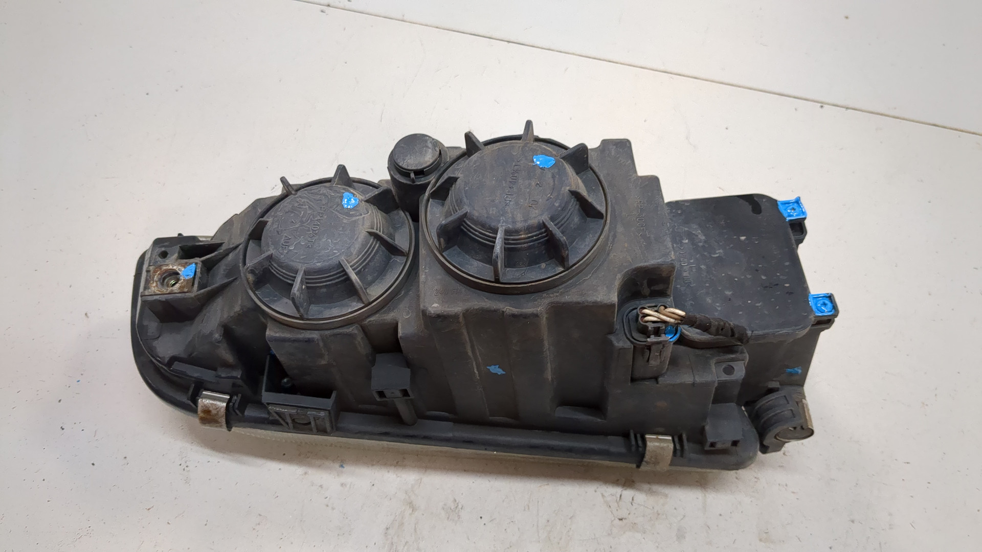 Фара противотуманная левая