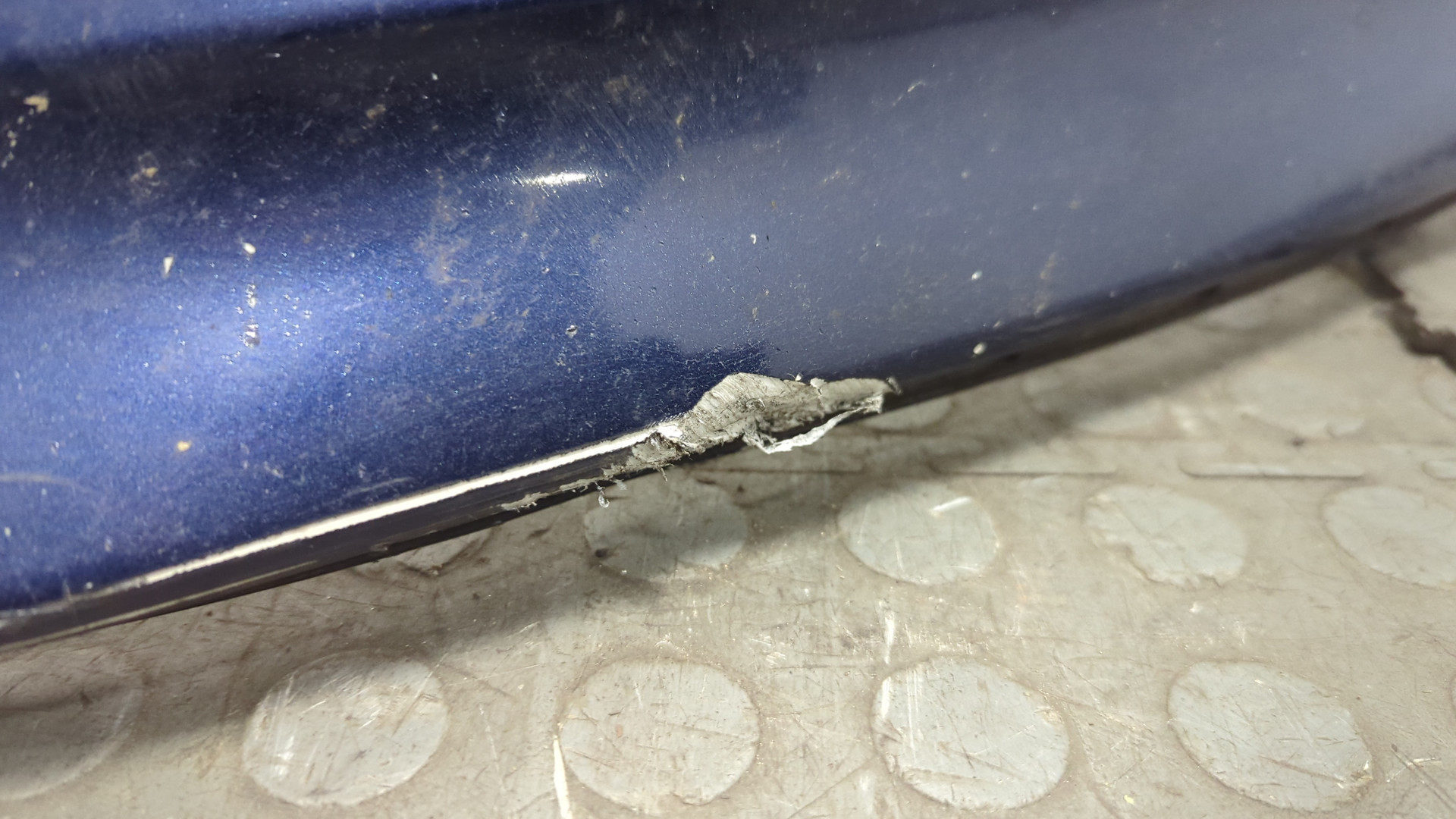 Бампер передний