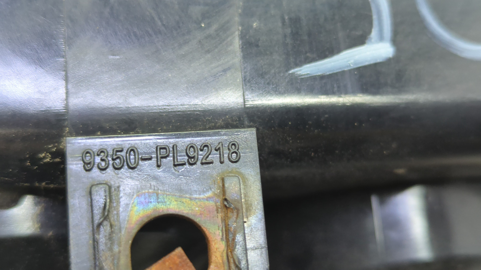 Фонарь задний правый