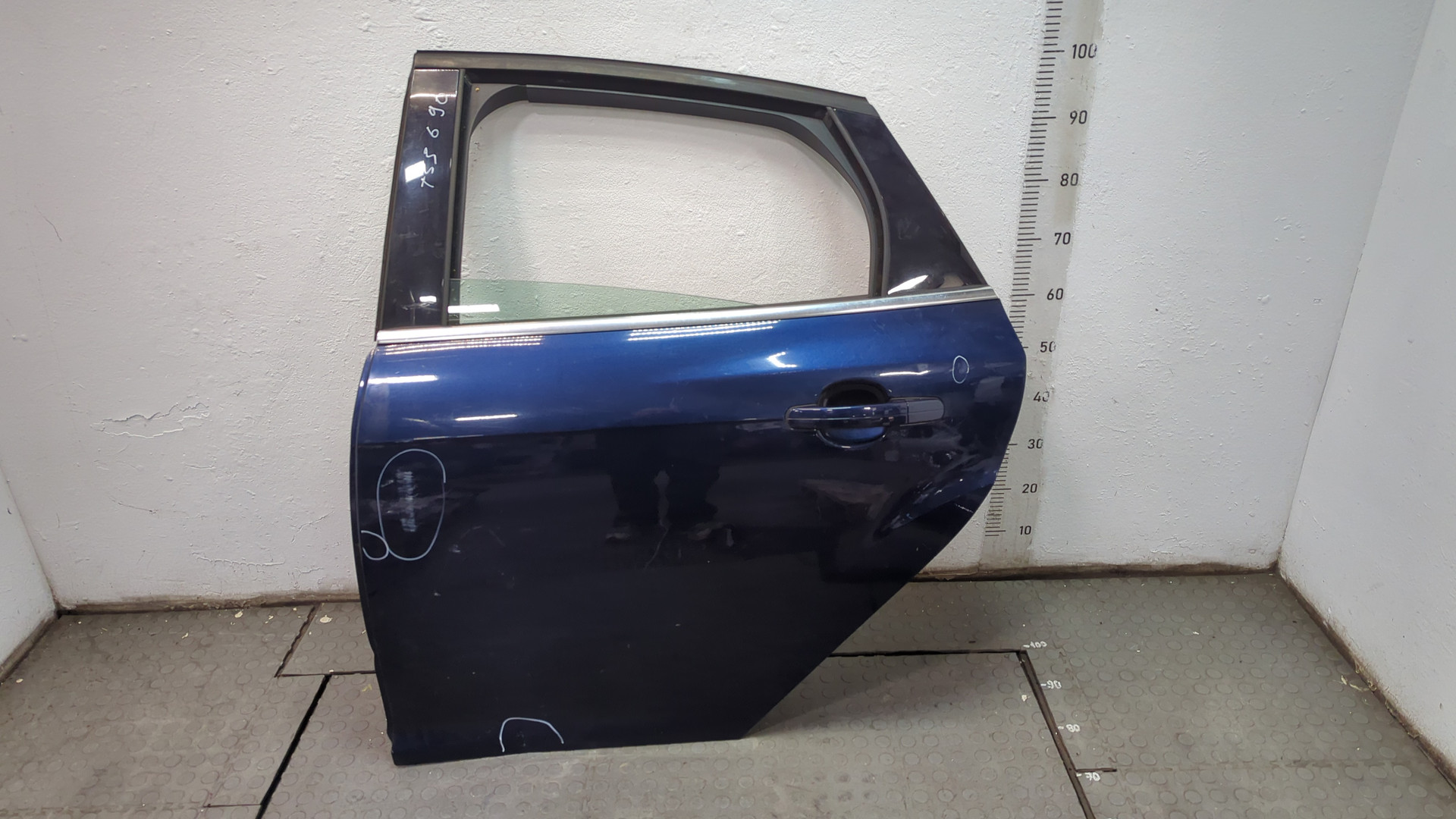 Дверь задняя левая