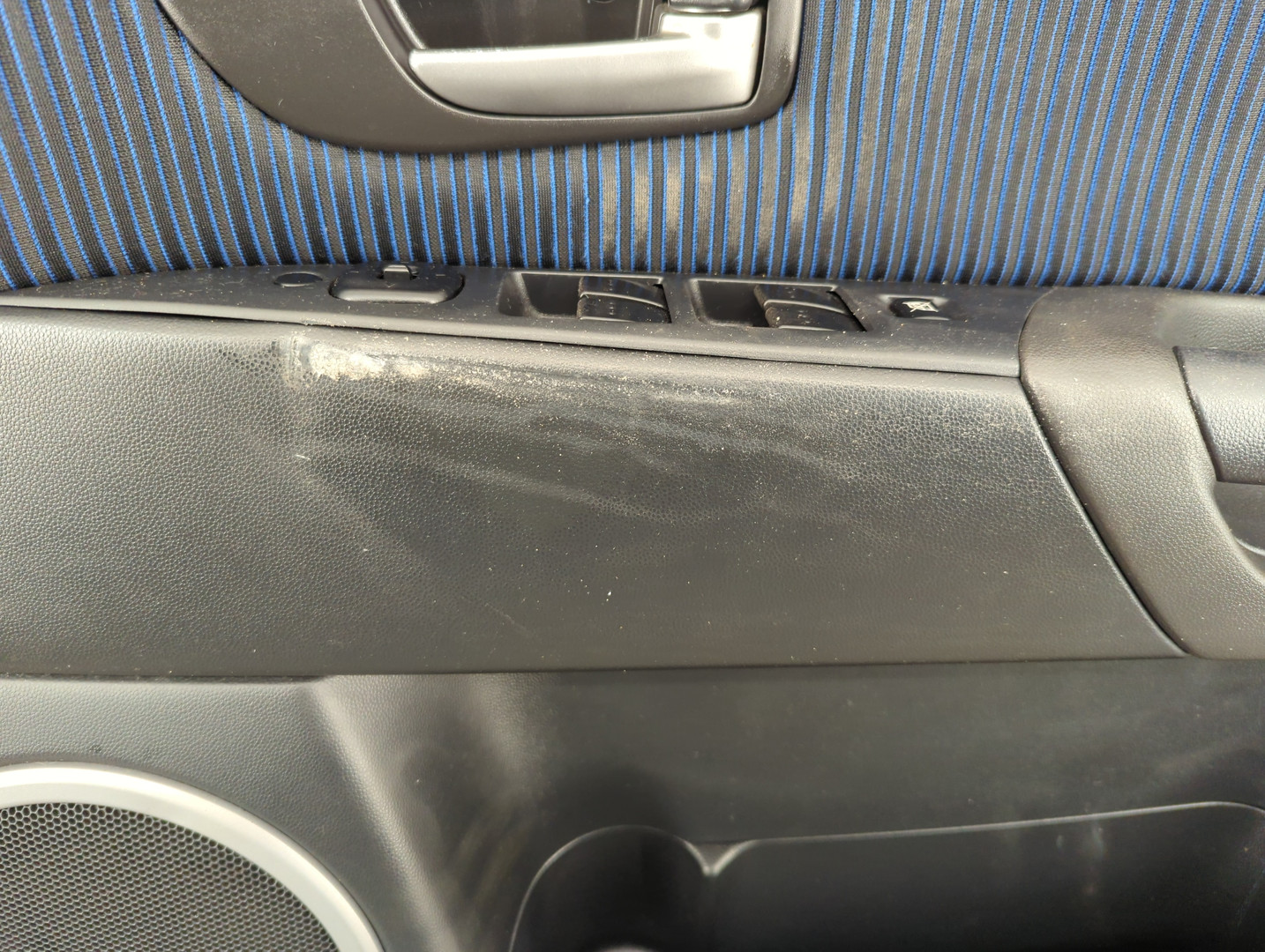 Дверь передняя правая