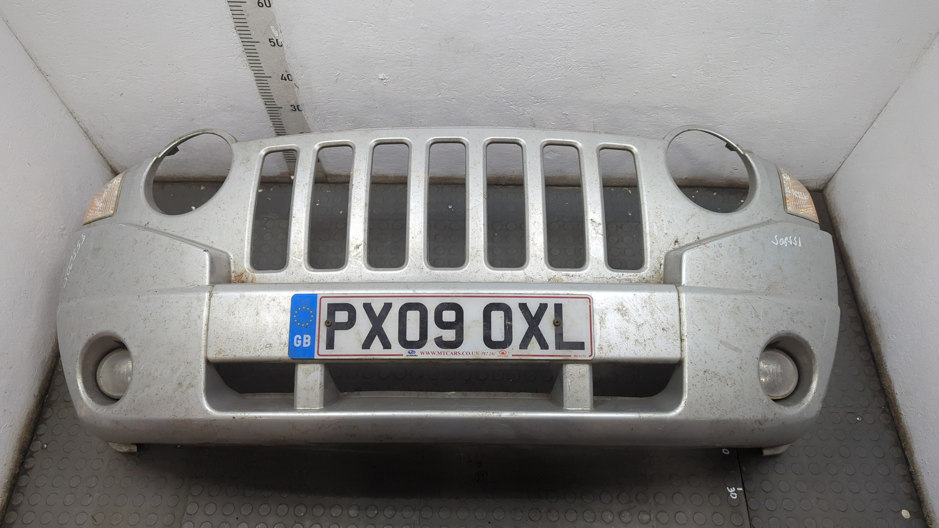 Бампер передний