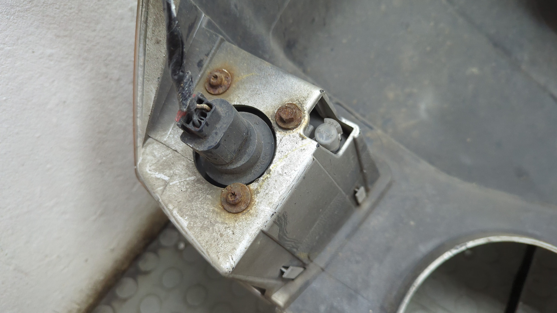 Бампер передний