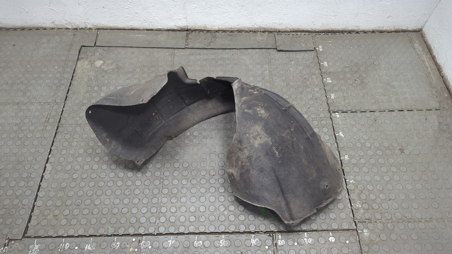 Локер передний правый