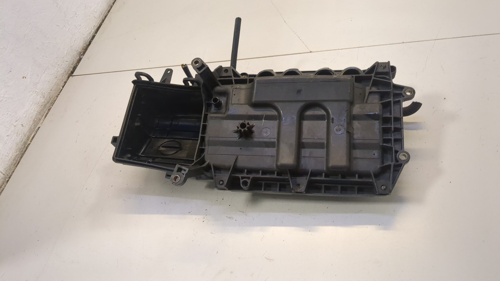 Крышка клапанная ГБЦ