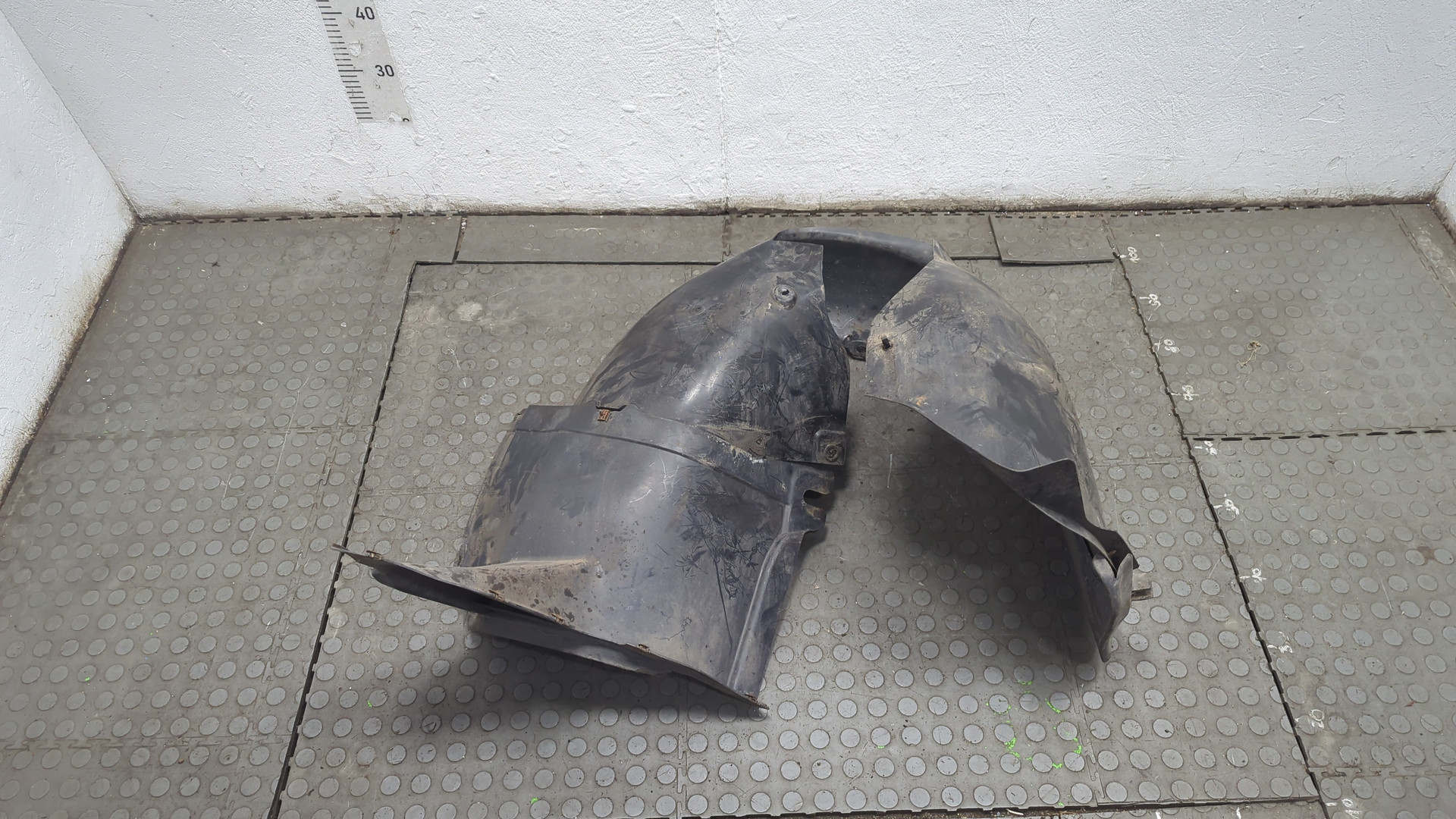 Локер передний правый