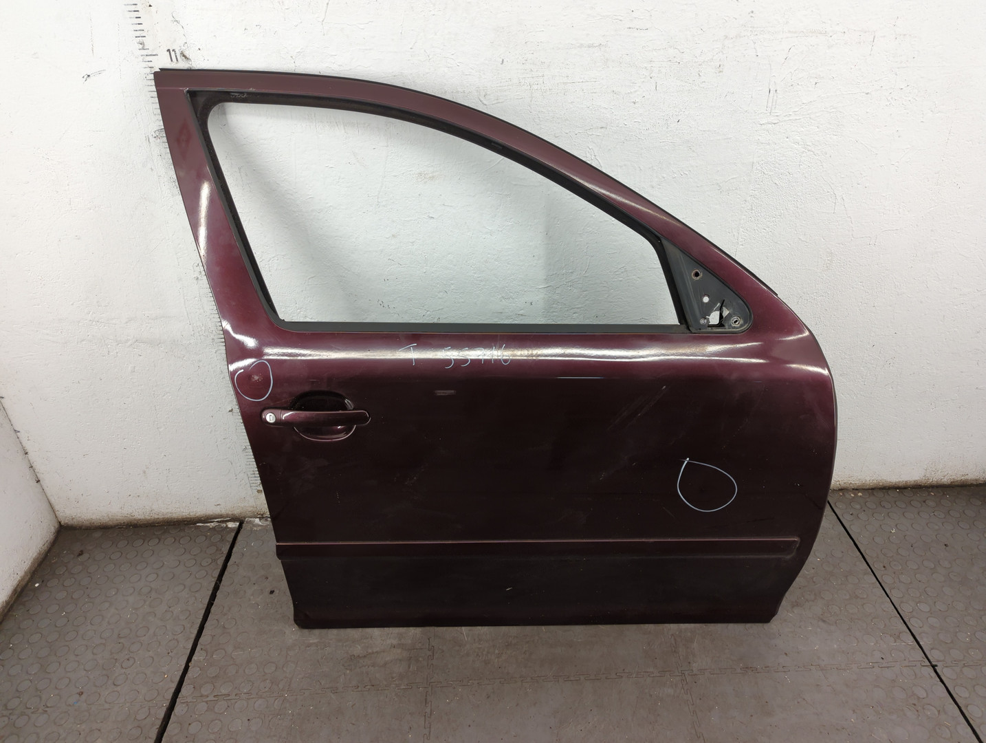 Дверь передняя правая