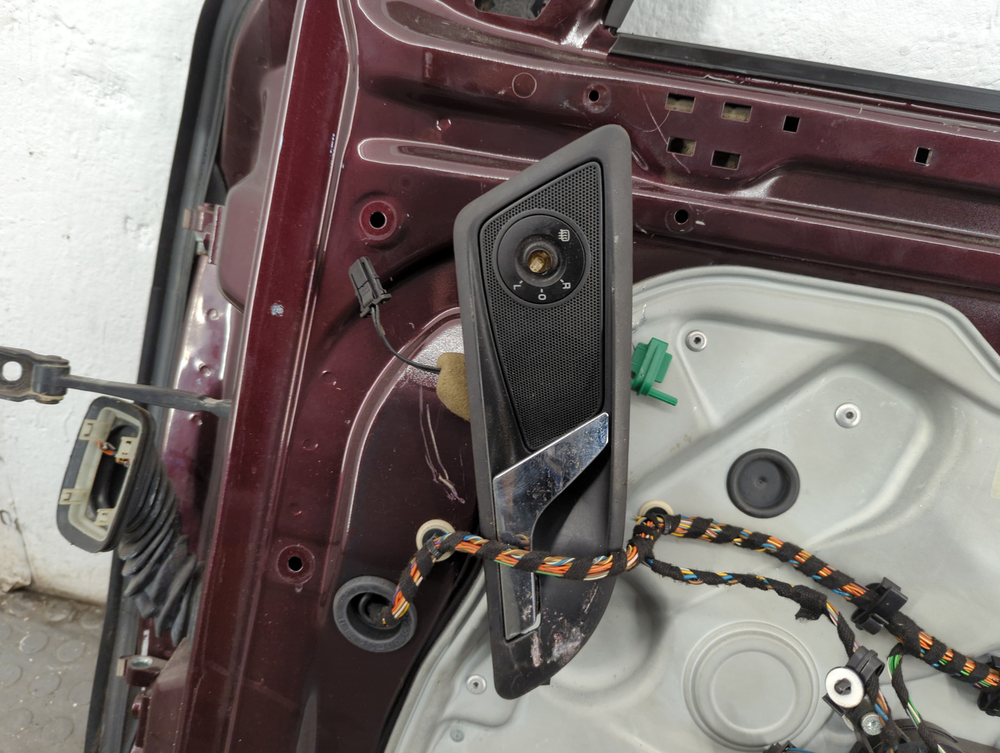 Дверь передняя правая