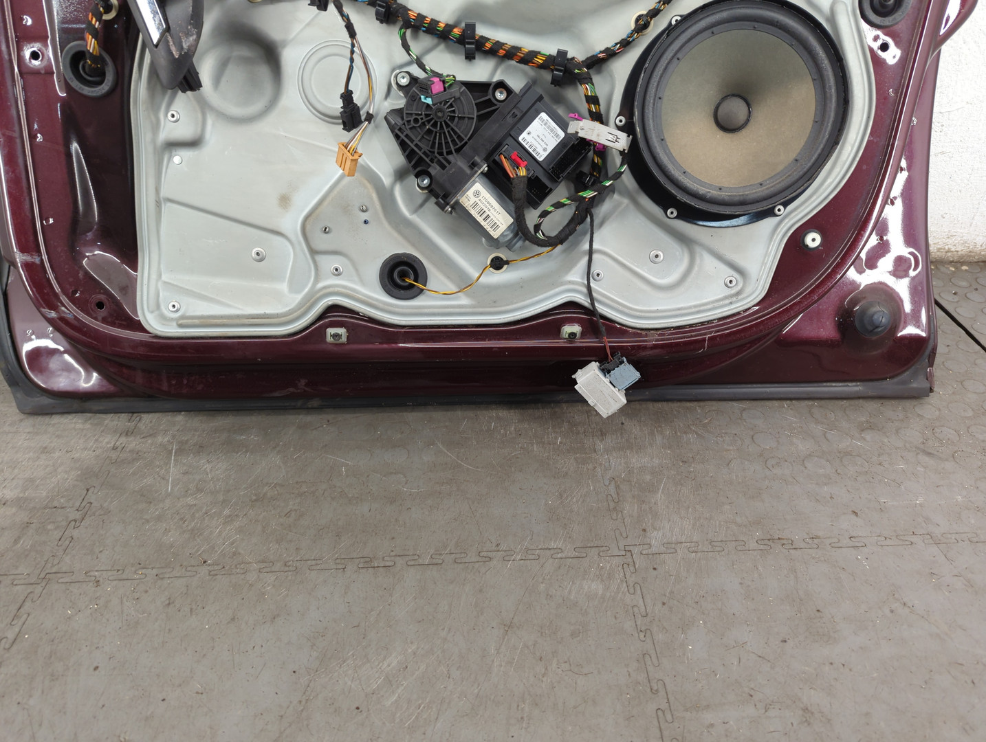 Дверь передняя правая