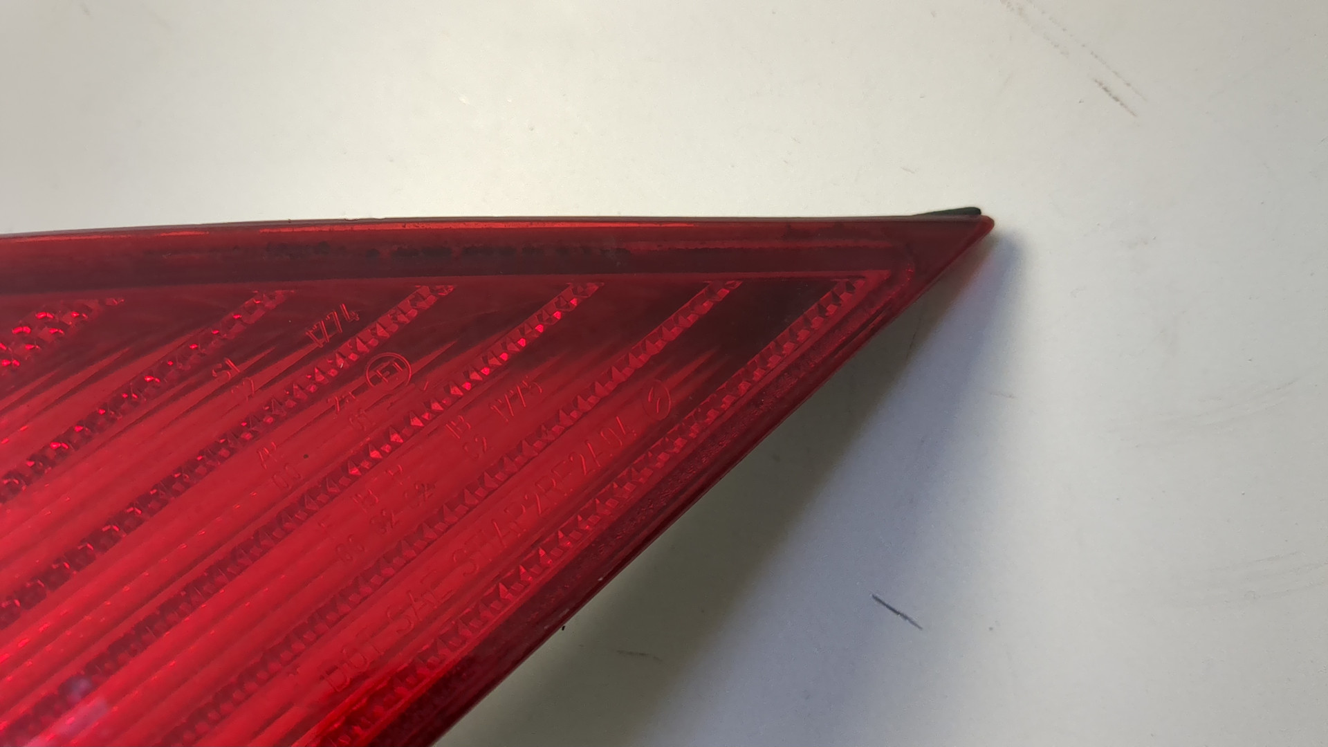 Фонарь задний правый