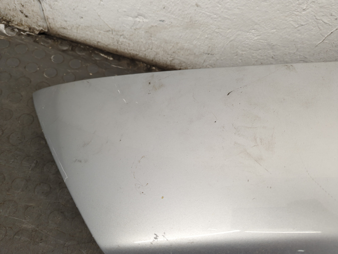 Крыло переднее левое